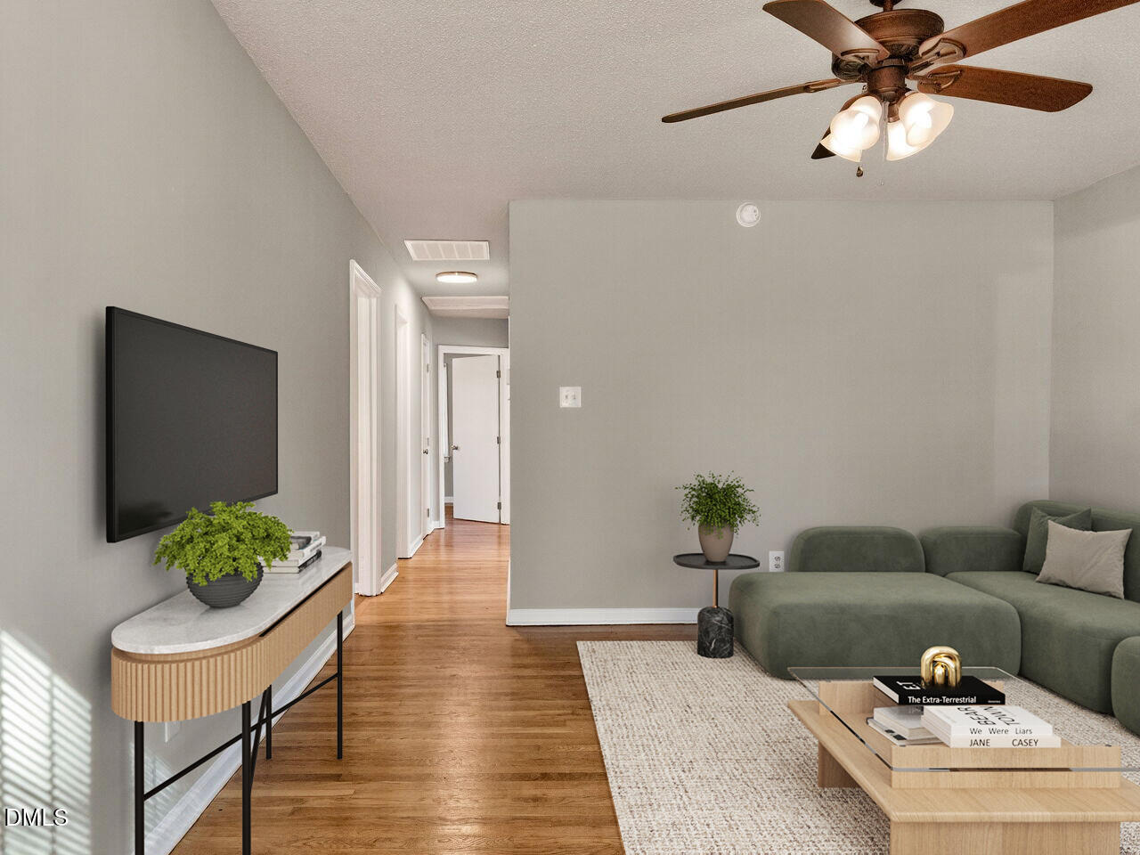 2811 Club Plaza Road