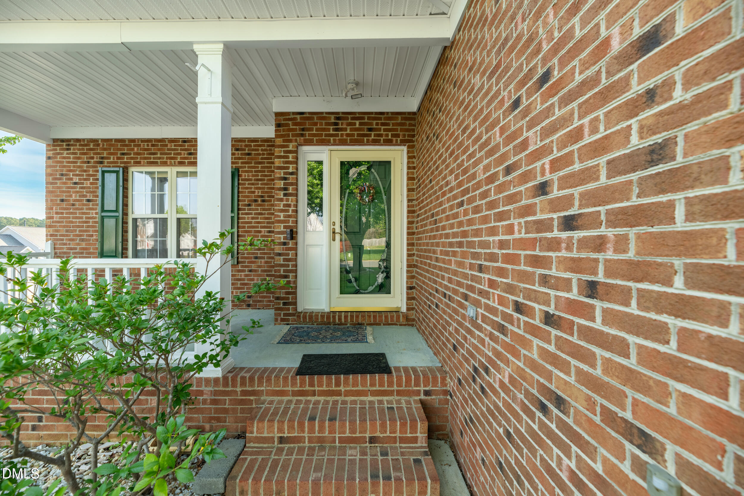 5801 Peacenest Drive