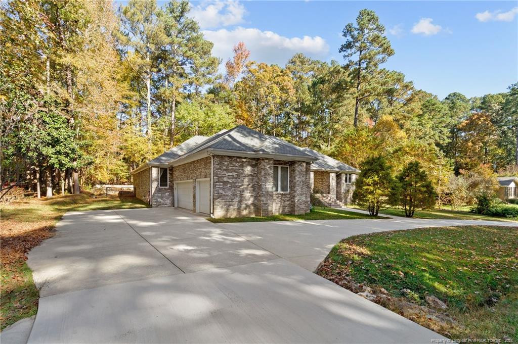 912 Botany Woods Drive