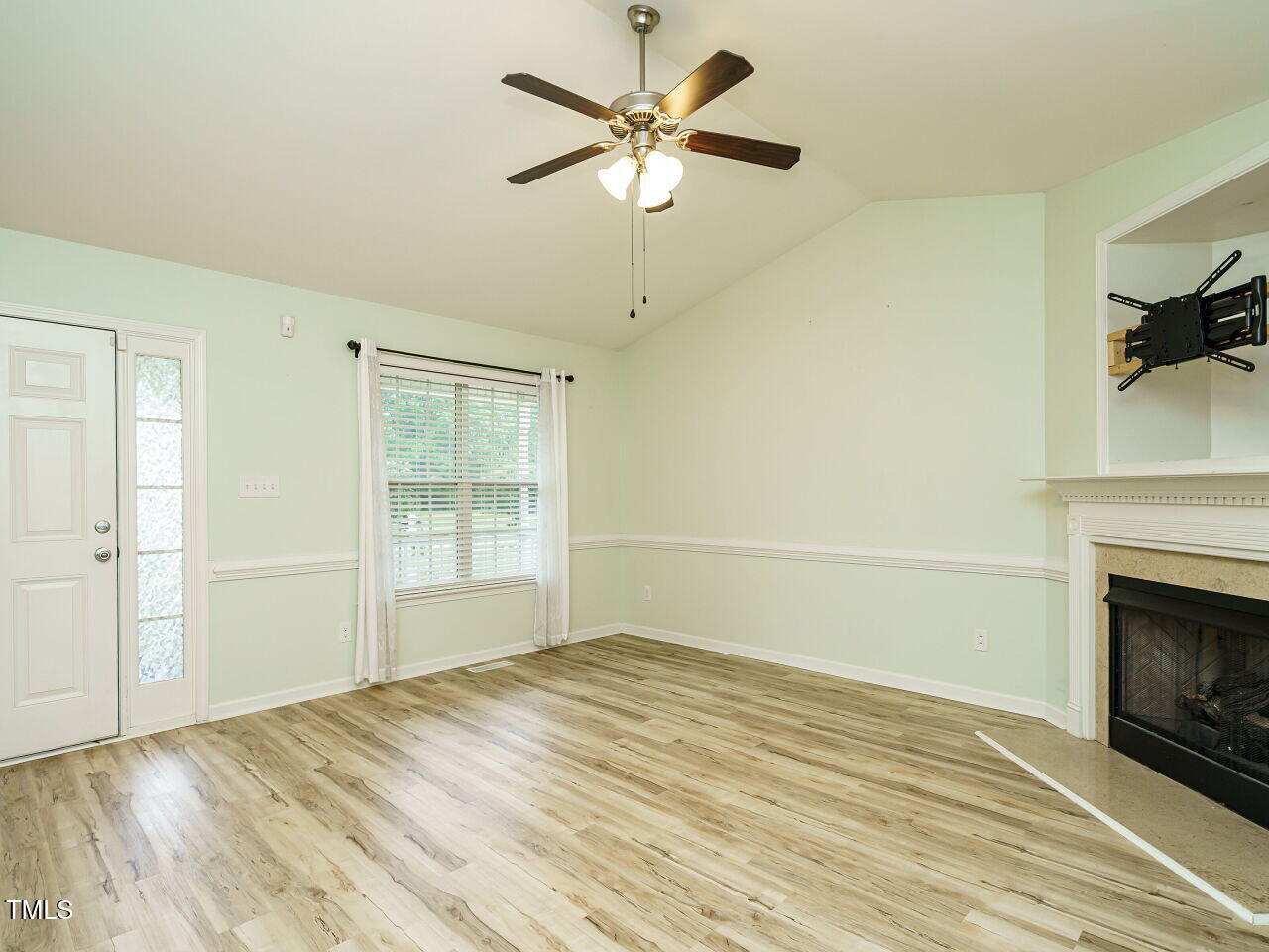 253 Middle Landing Drive