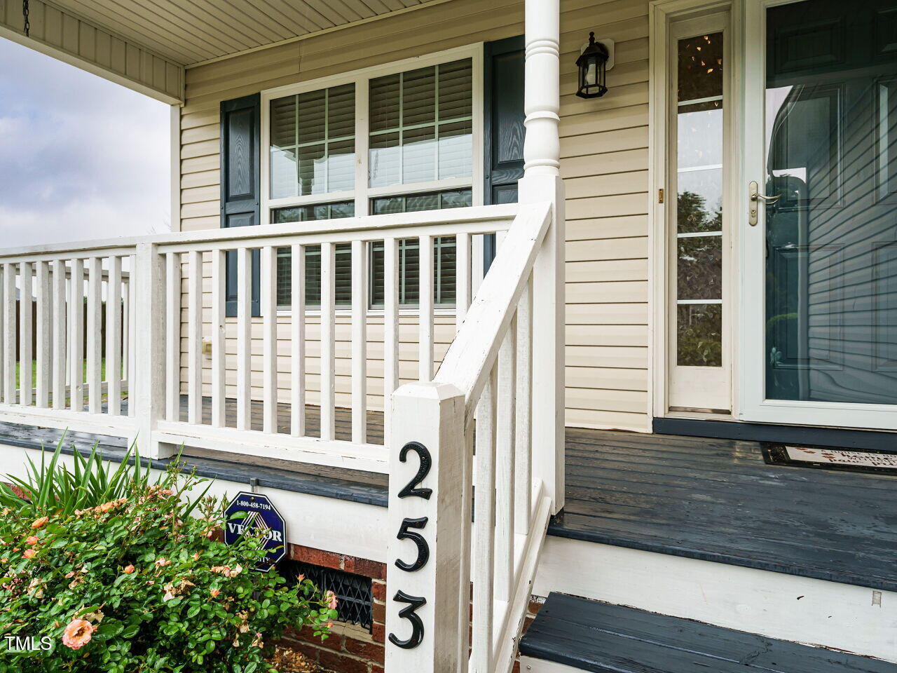 253 Middle Landing Drive