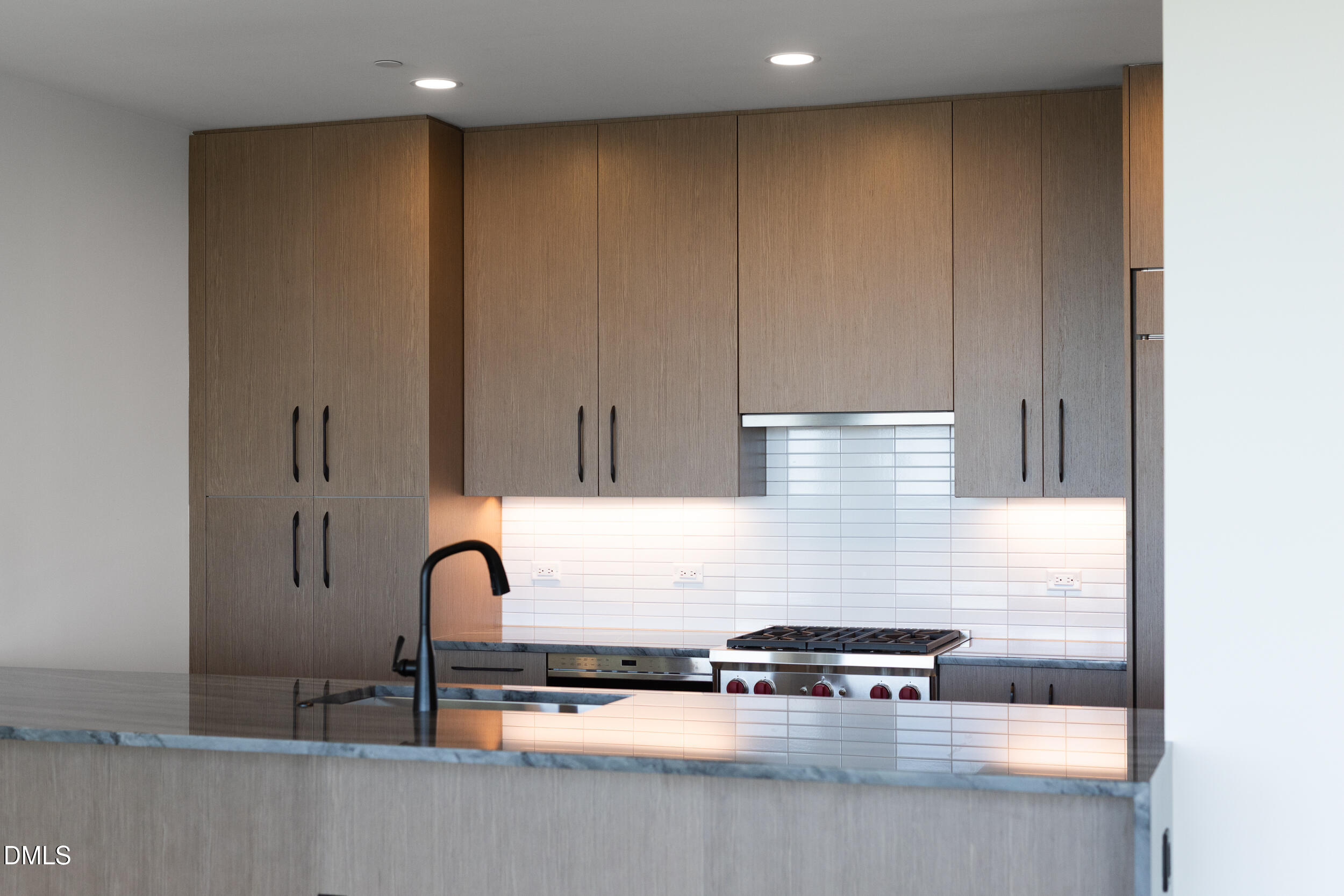 115 Morris Street 2601