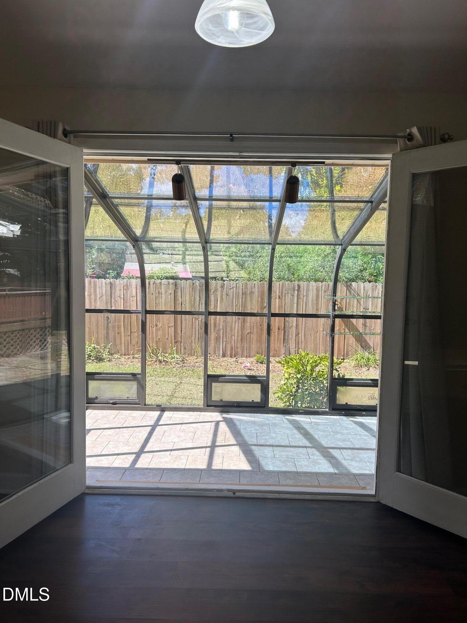 102 Pebblebrook Drive