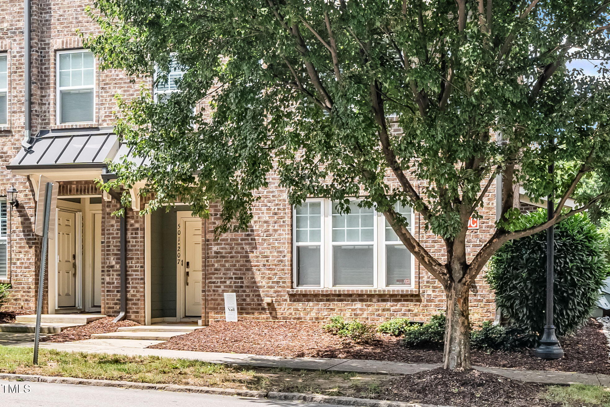 501 N Person Street 107