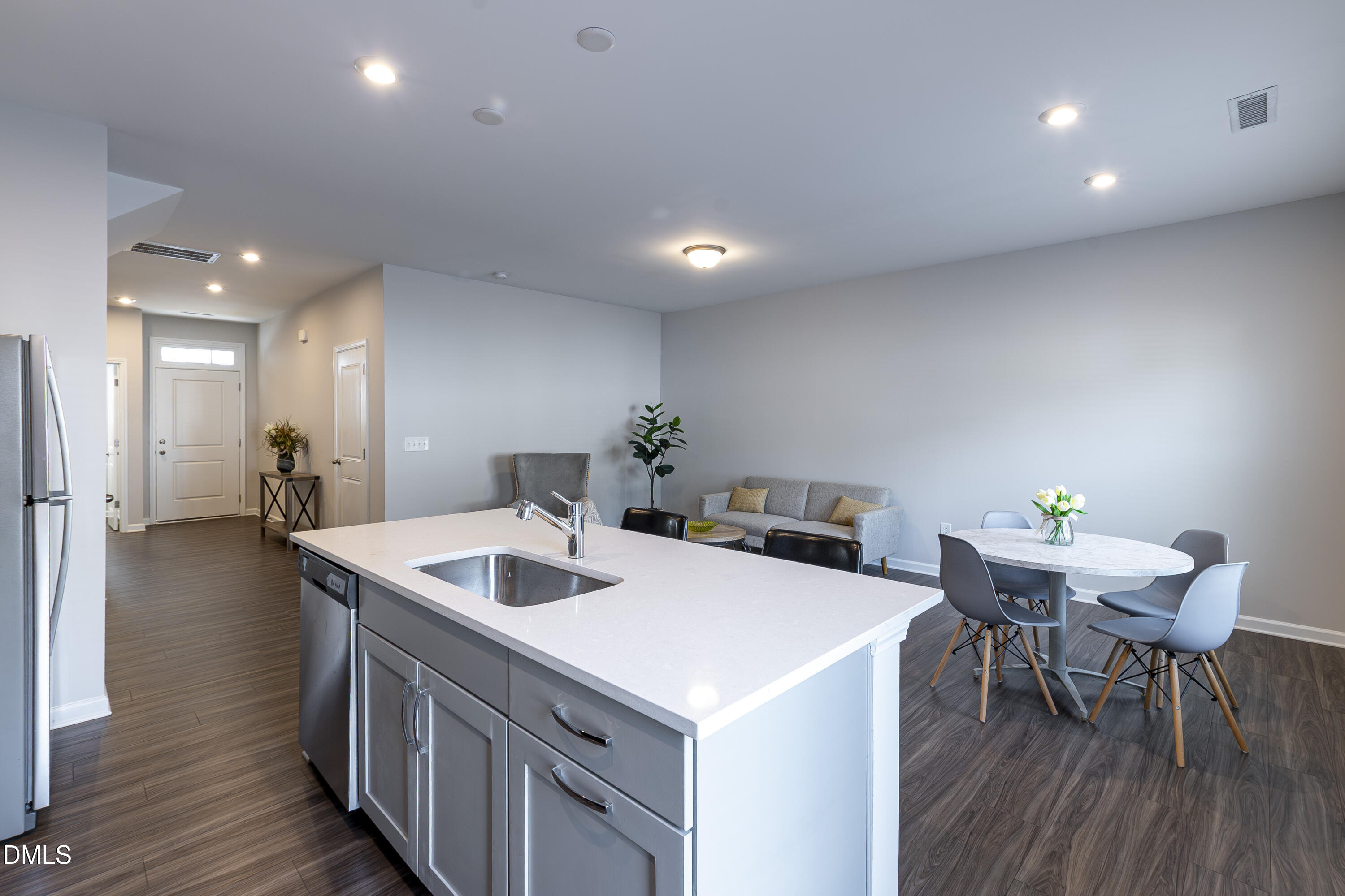 804 Oak Center Drive