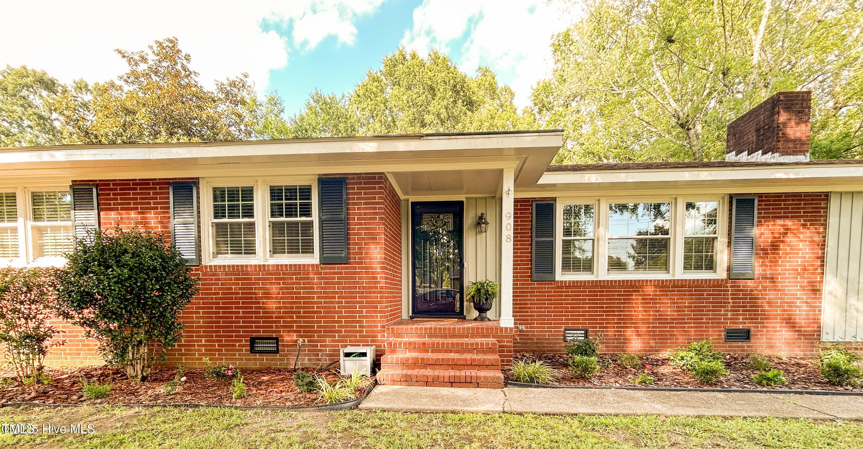 908 N Church Street
