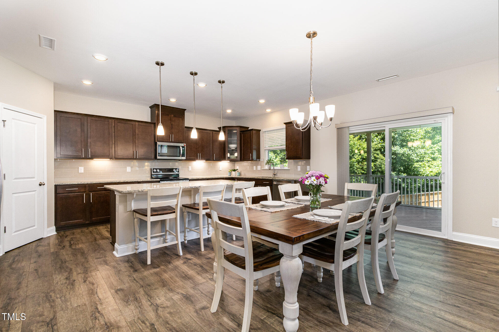 59 White Quartz Place