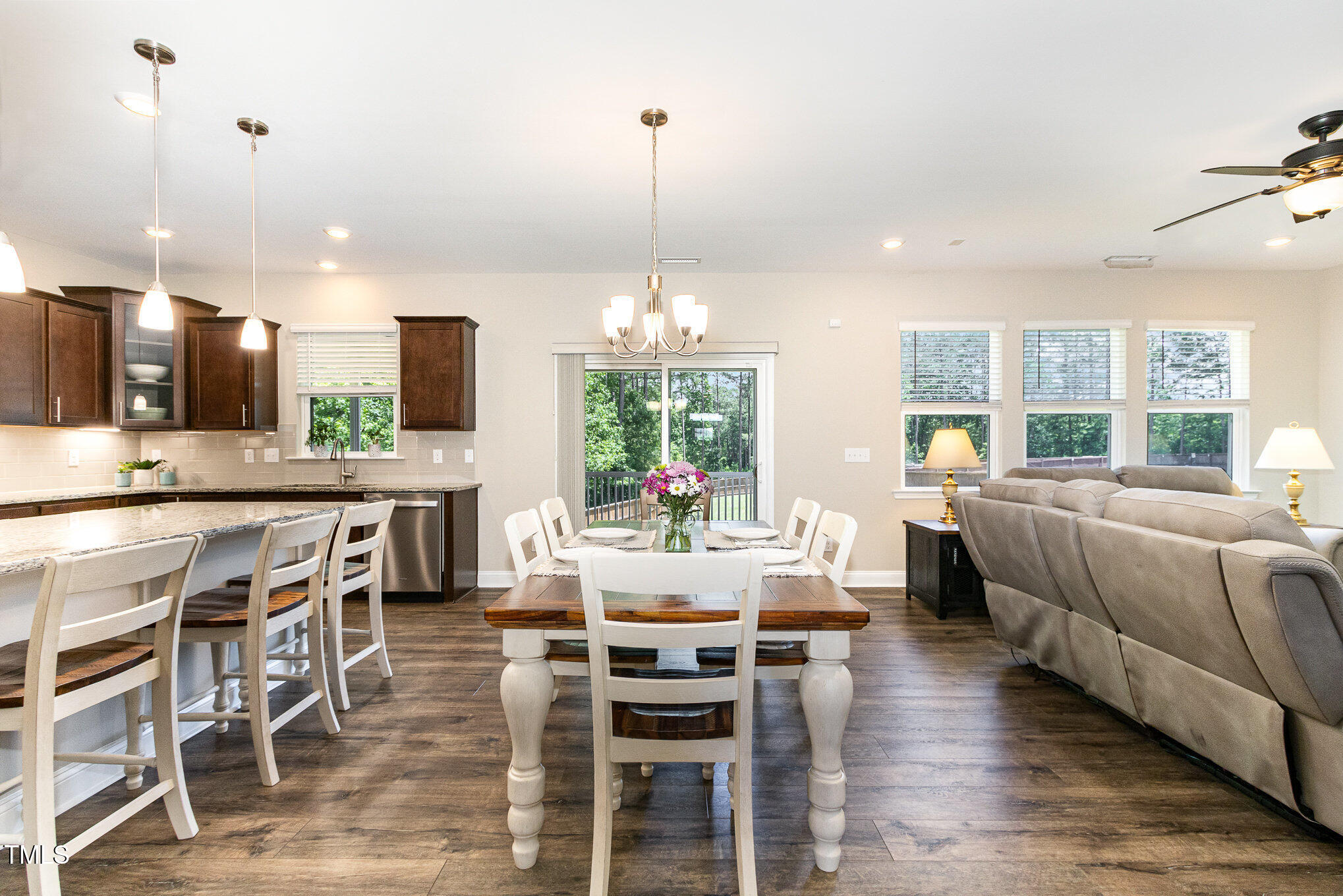 59 White Quartz Place