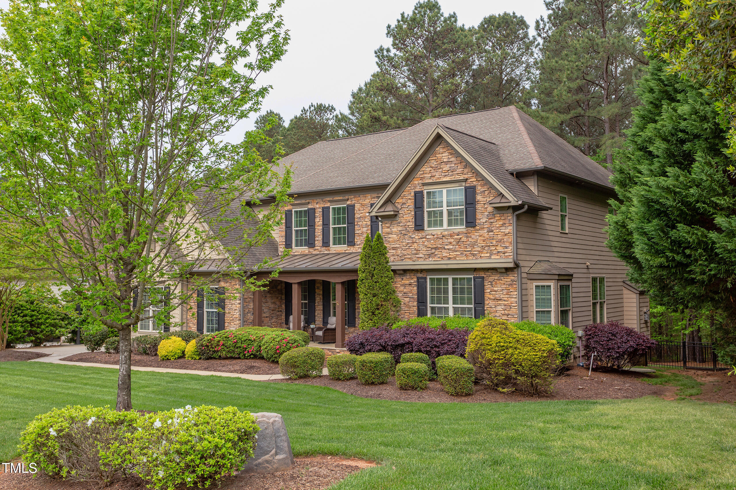 7633 Summer Pines Way