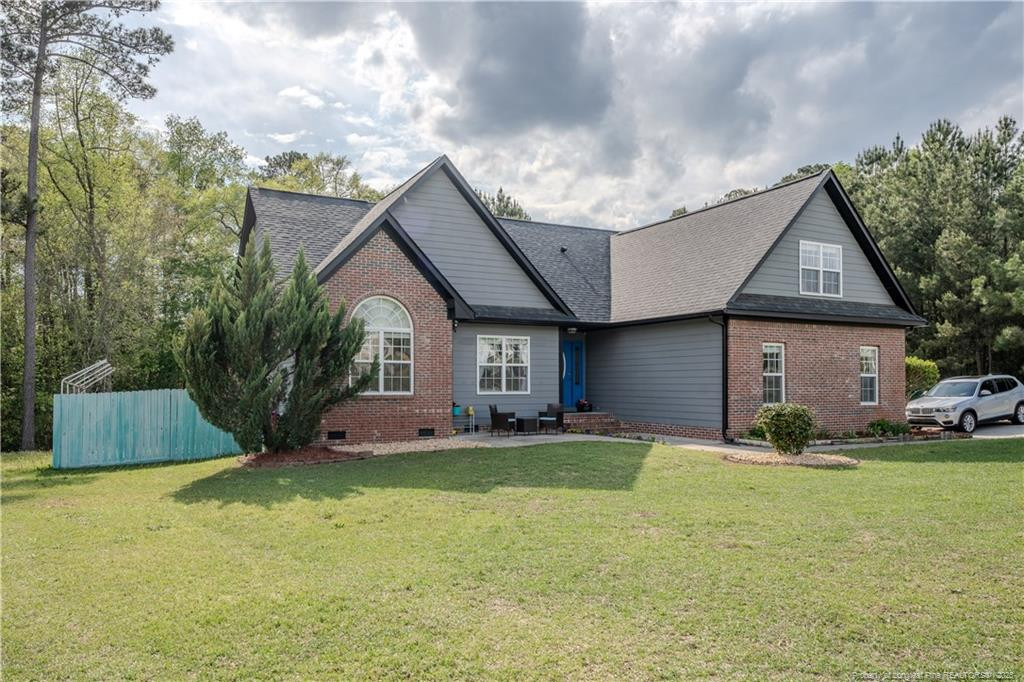 220 Dolphin Drive