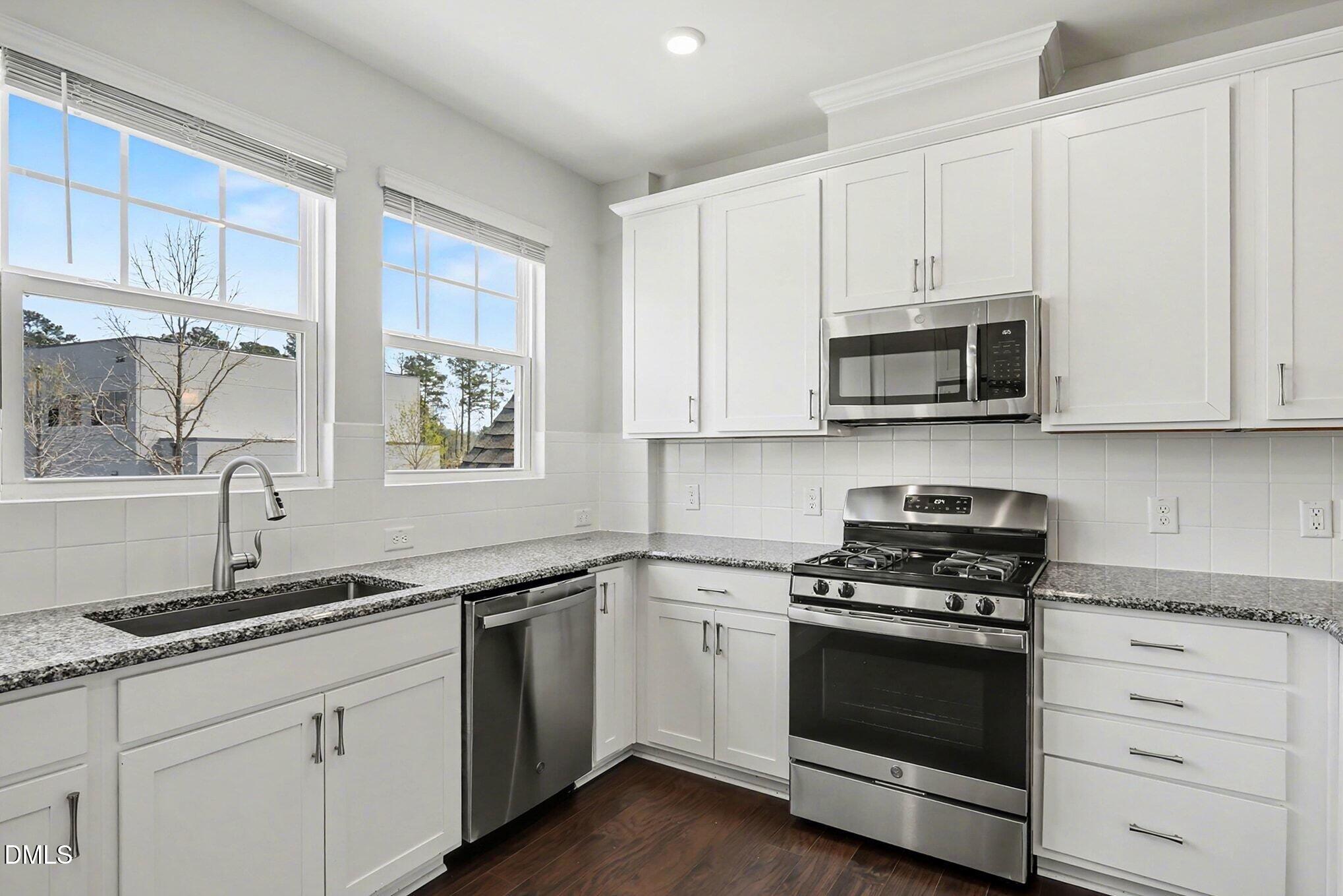 715 Traditions Grande Boulevard