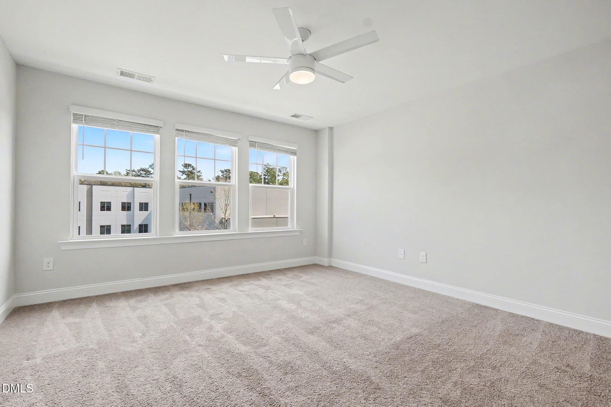 715 Traditions Grande Boulevard