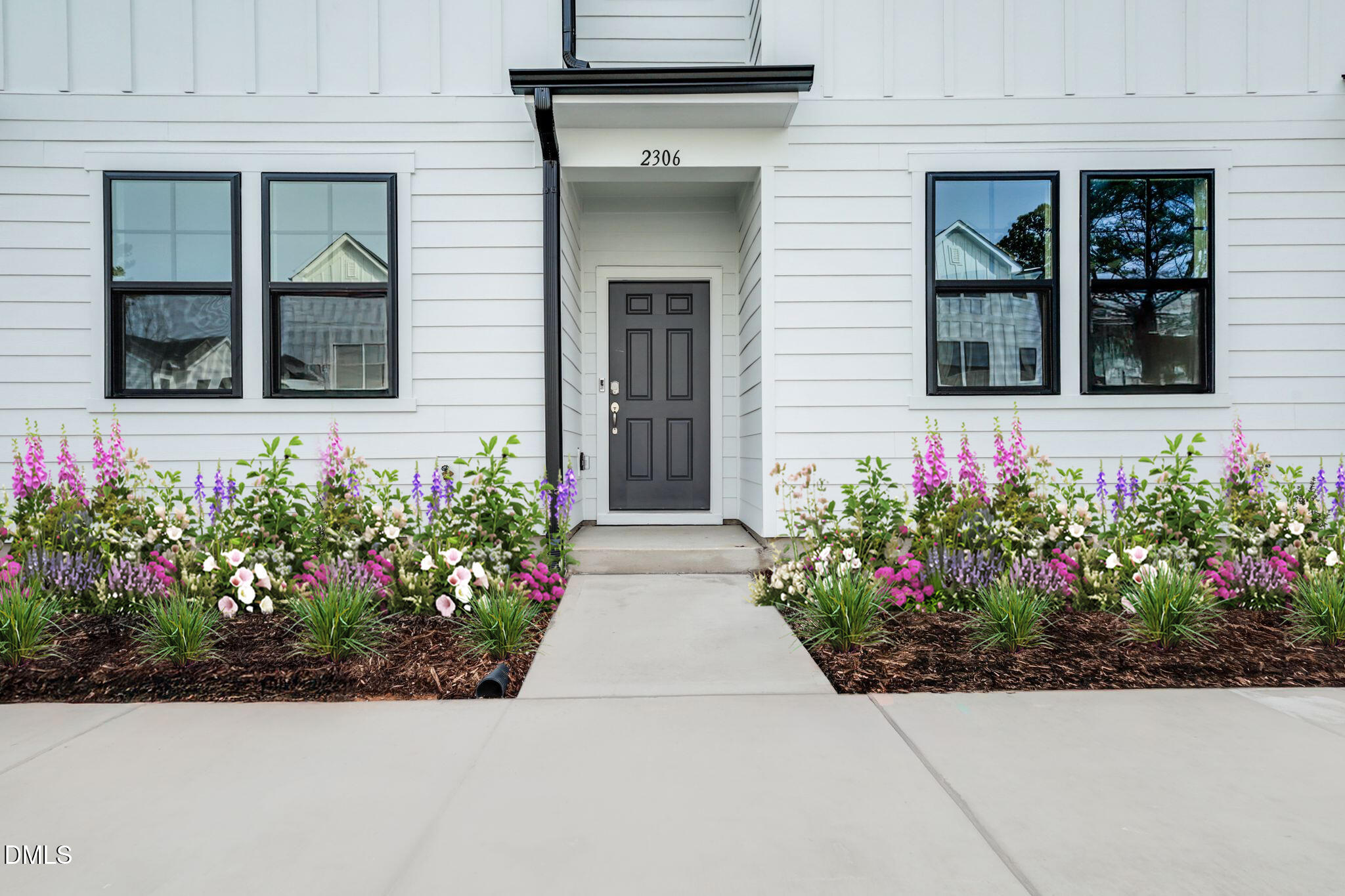 2306 Oakwood Meadows Court