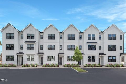 2306 Oakwood Meadows Court Raleigh NC 27604