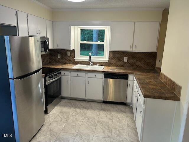 108 Shadowbrook Drive