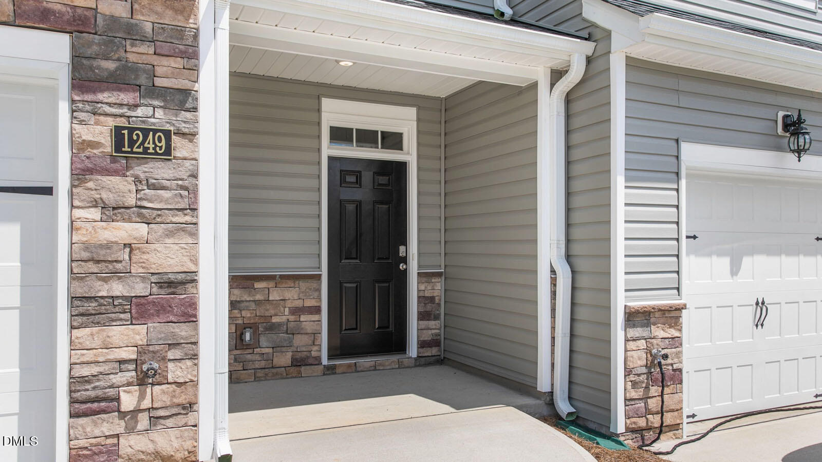 504 Kinneries Drive