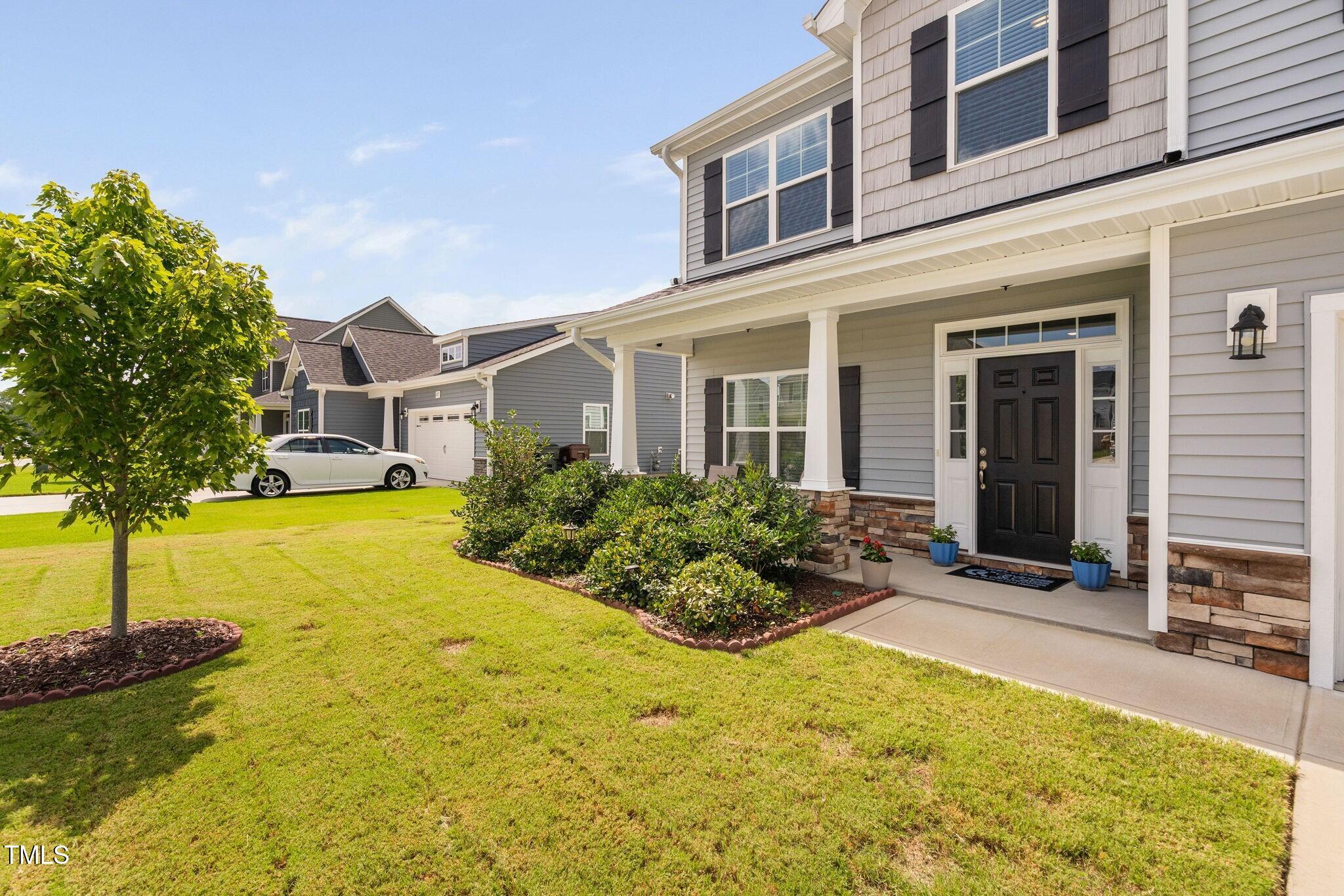 533 National Drive