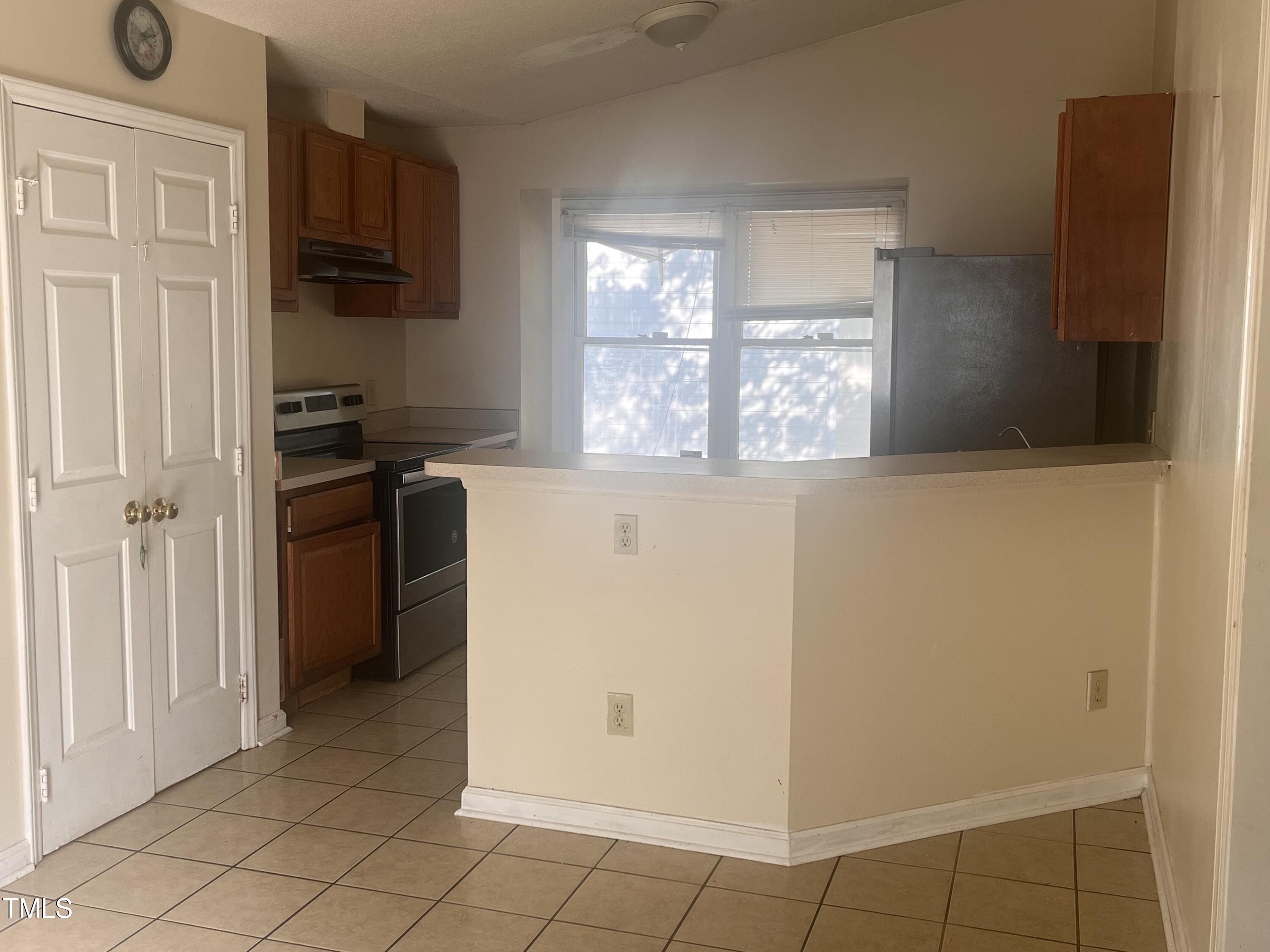 468 Dickens Drive