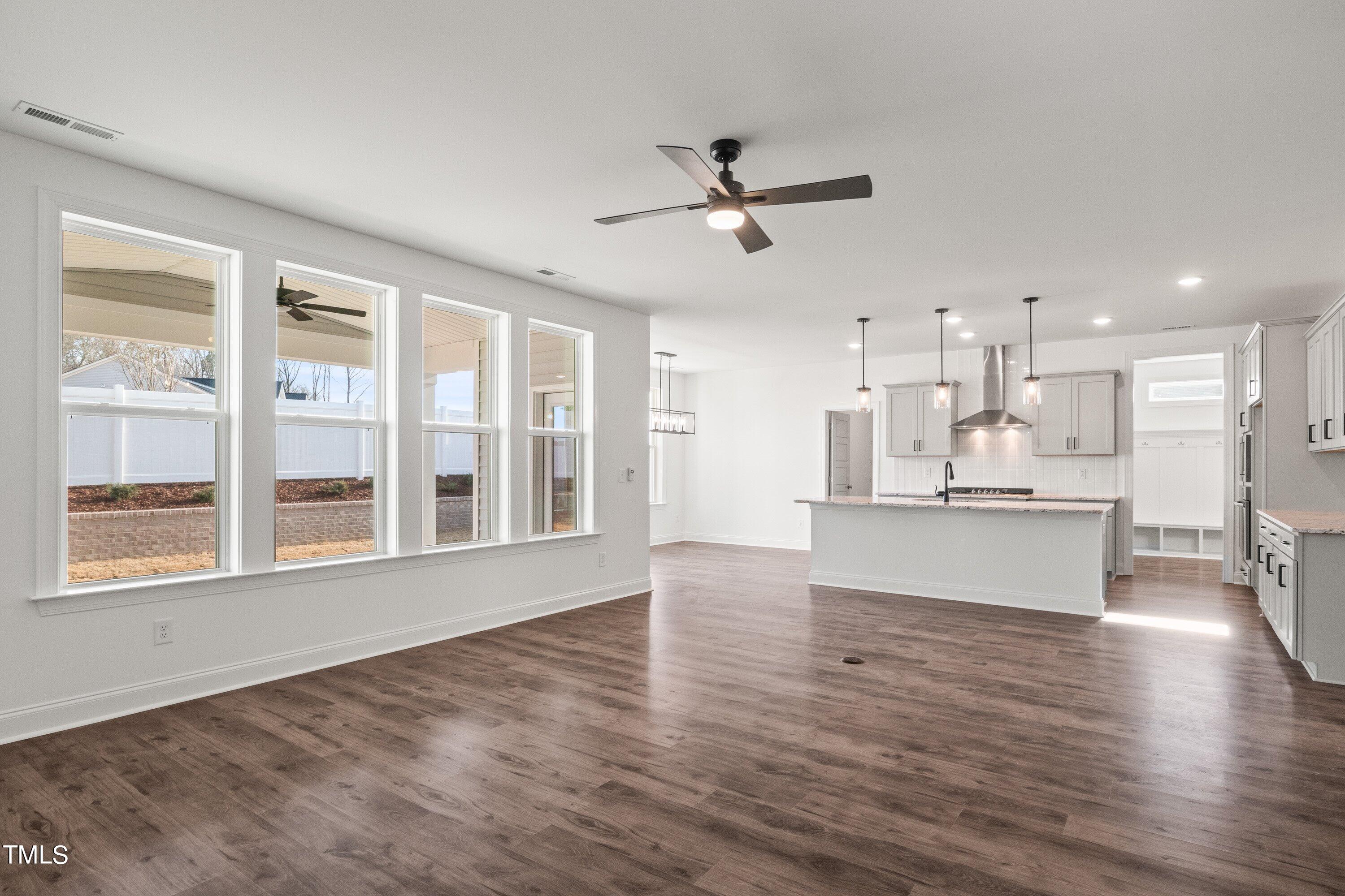 3113 Petrea Court 38
