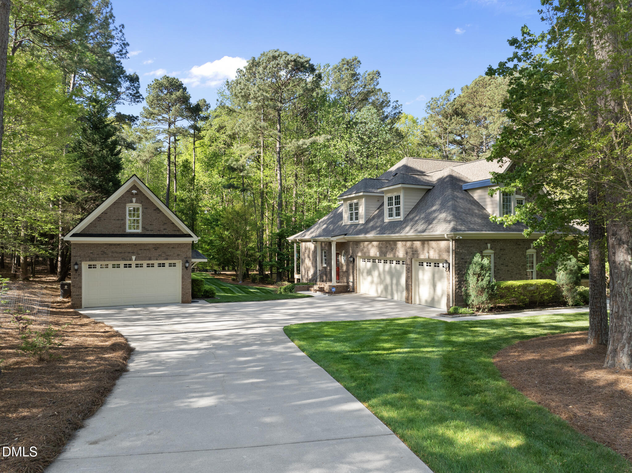 1008 High Trail Court