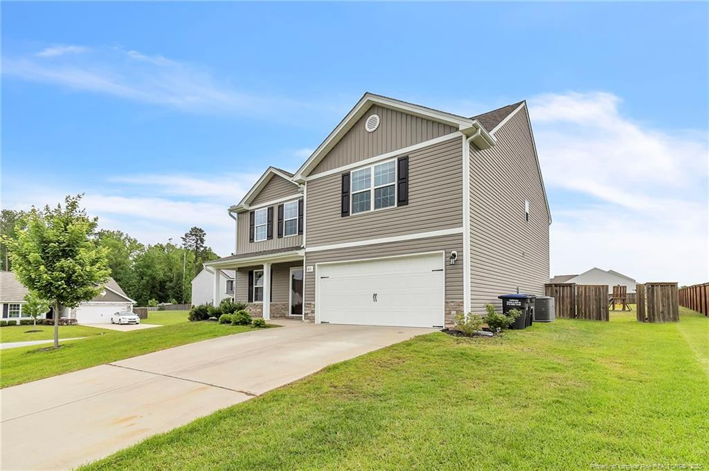 641 Avery Pond Drive