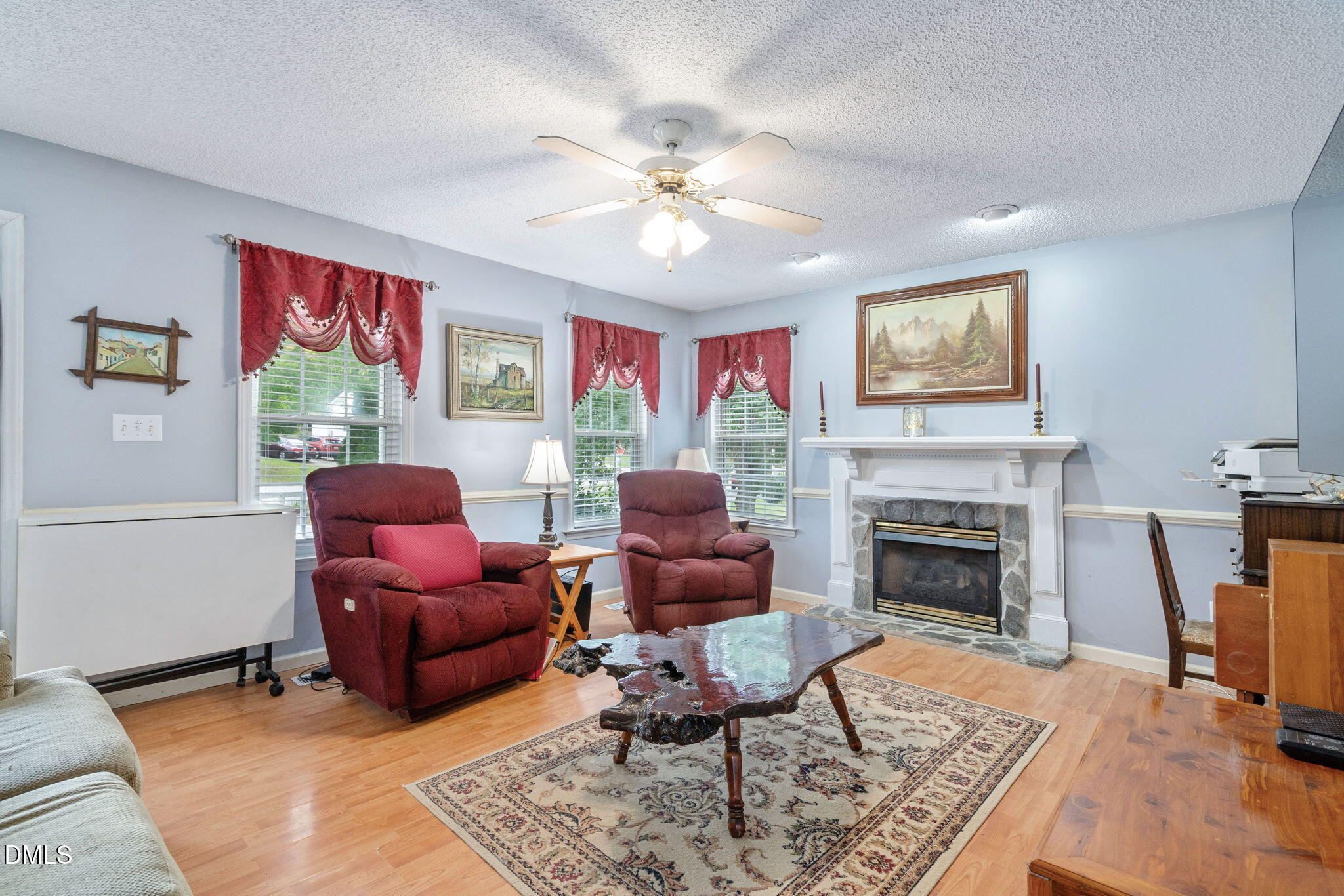 100 Blackthorne Place