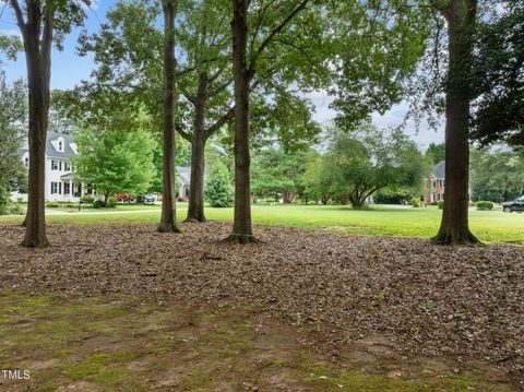 A home in Holly Springs