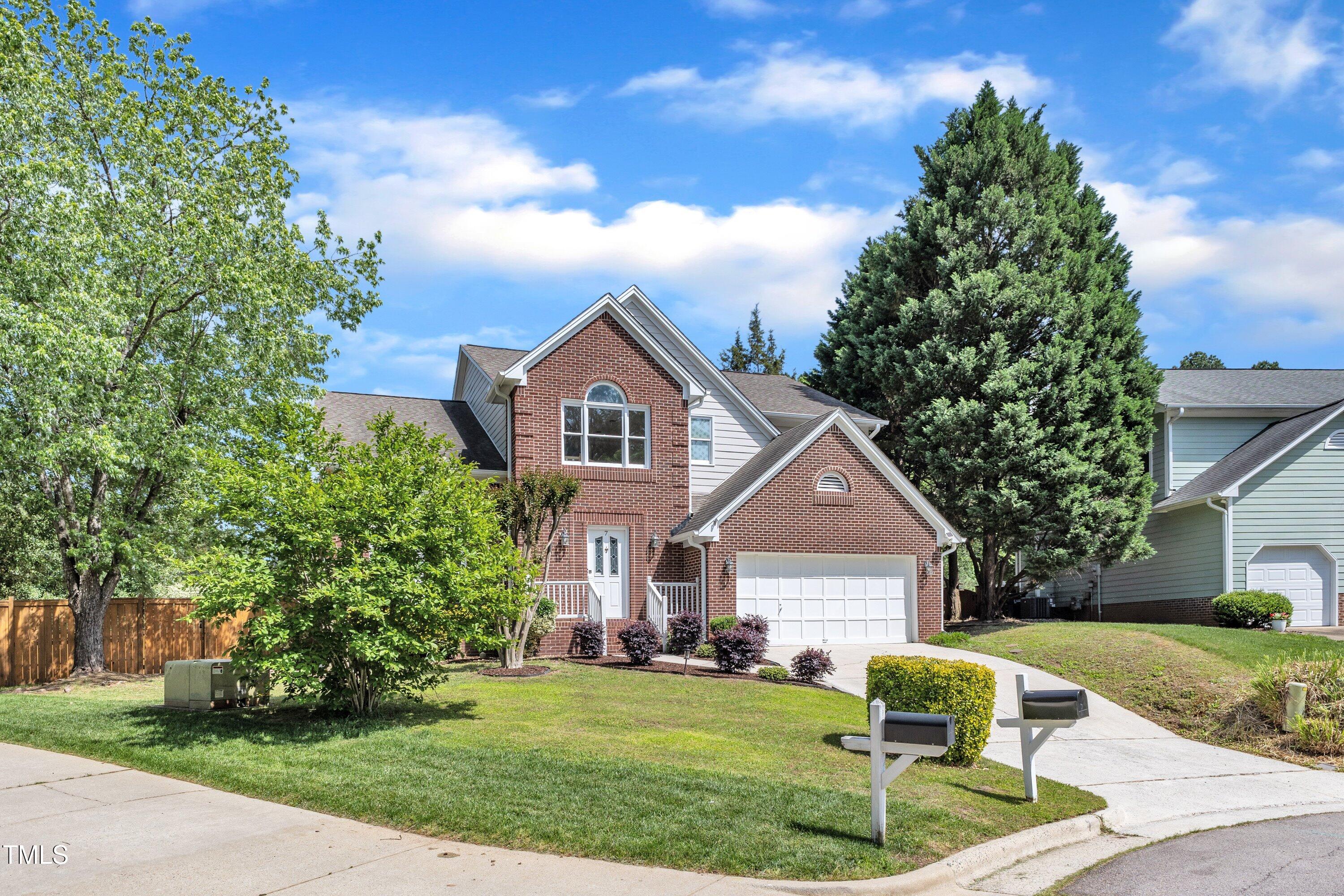 7 Bonham Court