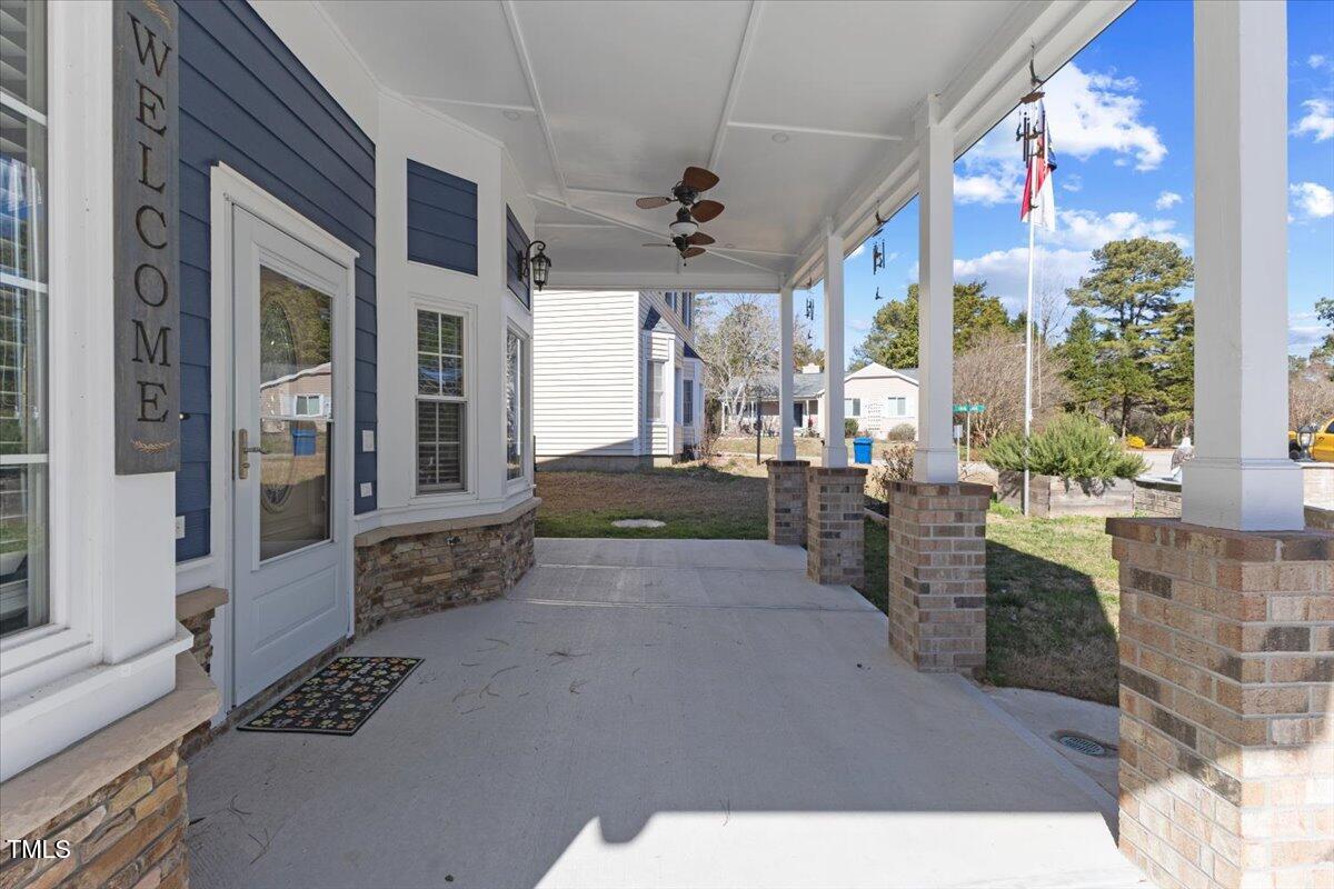 5904 River Lake Circle