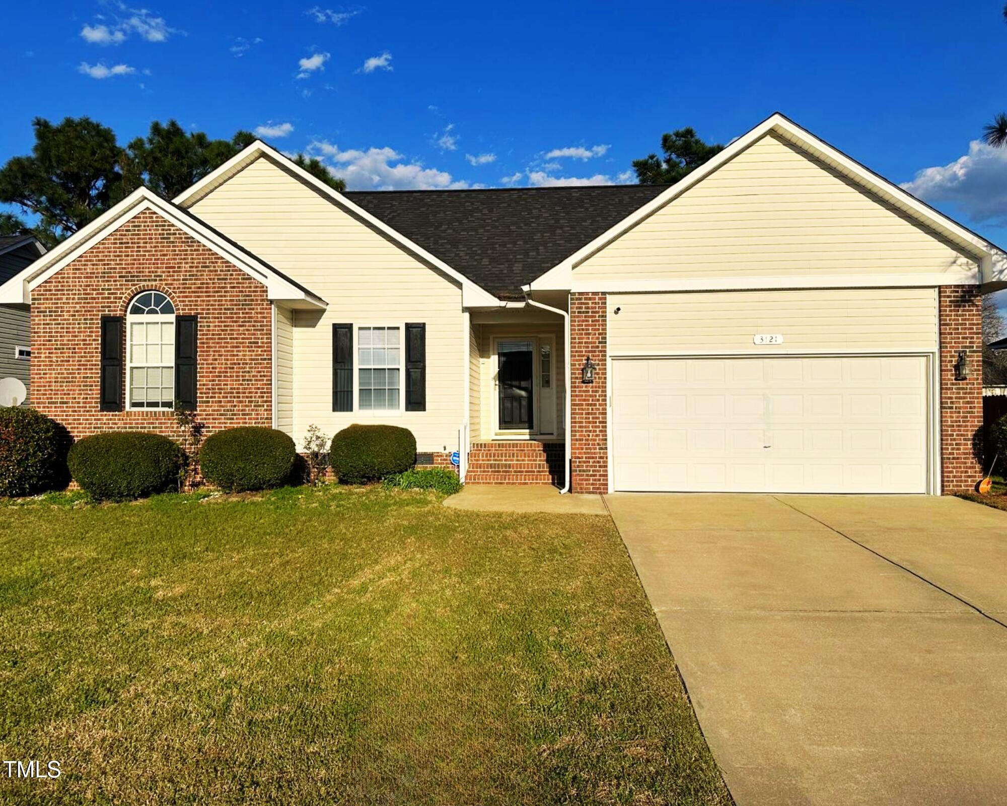 Fayetteville, North Carolina 28306, United States, 3 Bedrooms Bedrooms, ,2 BathroomsBathrooms,Residential,Active,97923