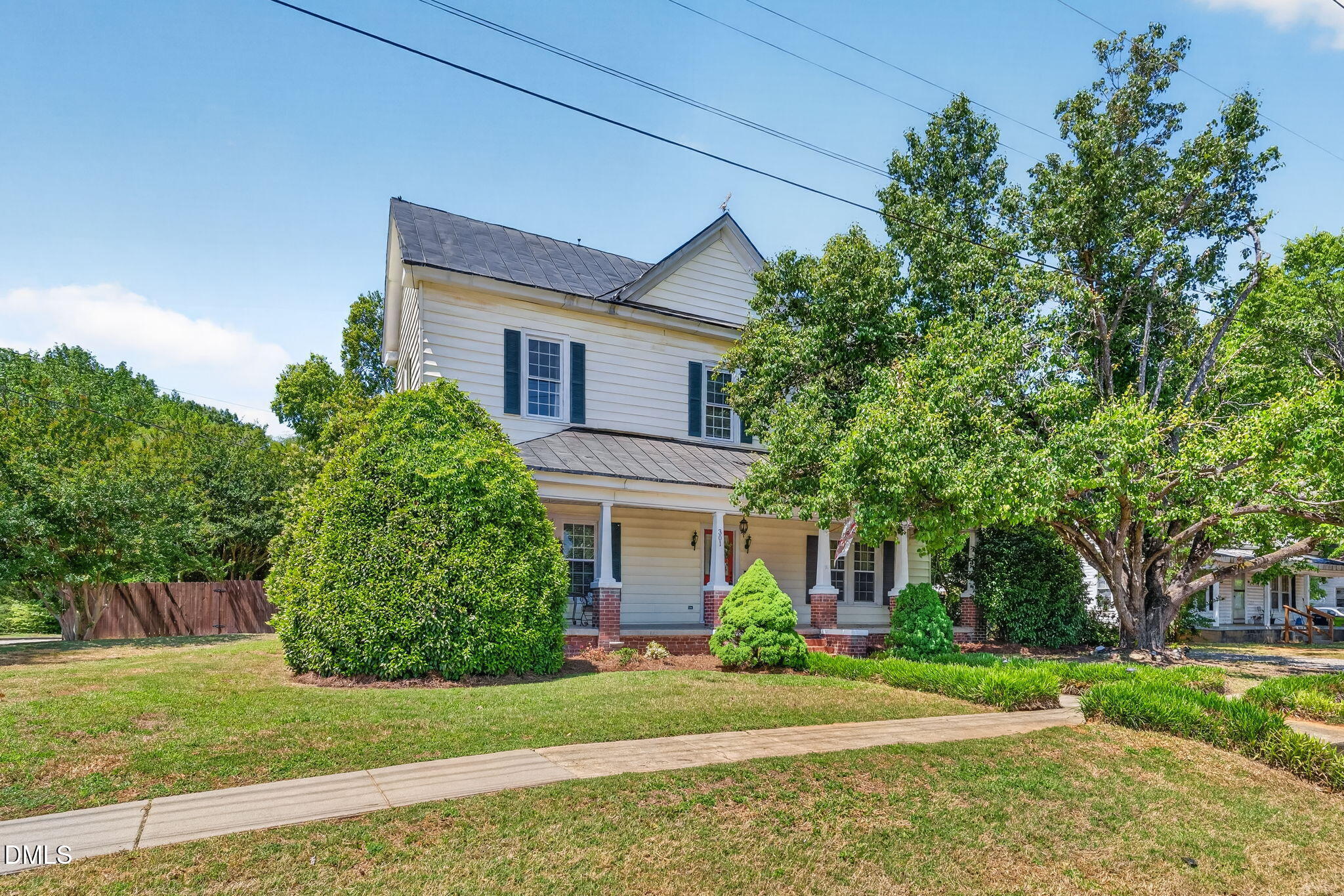 301 2nd Street