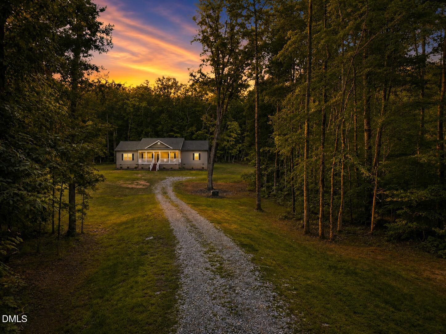 635 Manor Drive