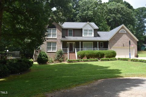 9 Pinecourt Drive Siler City NC 27344