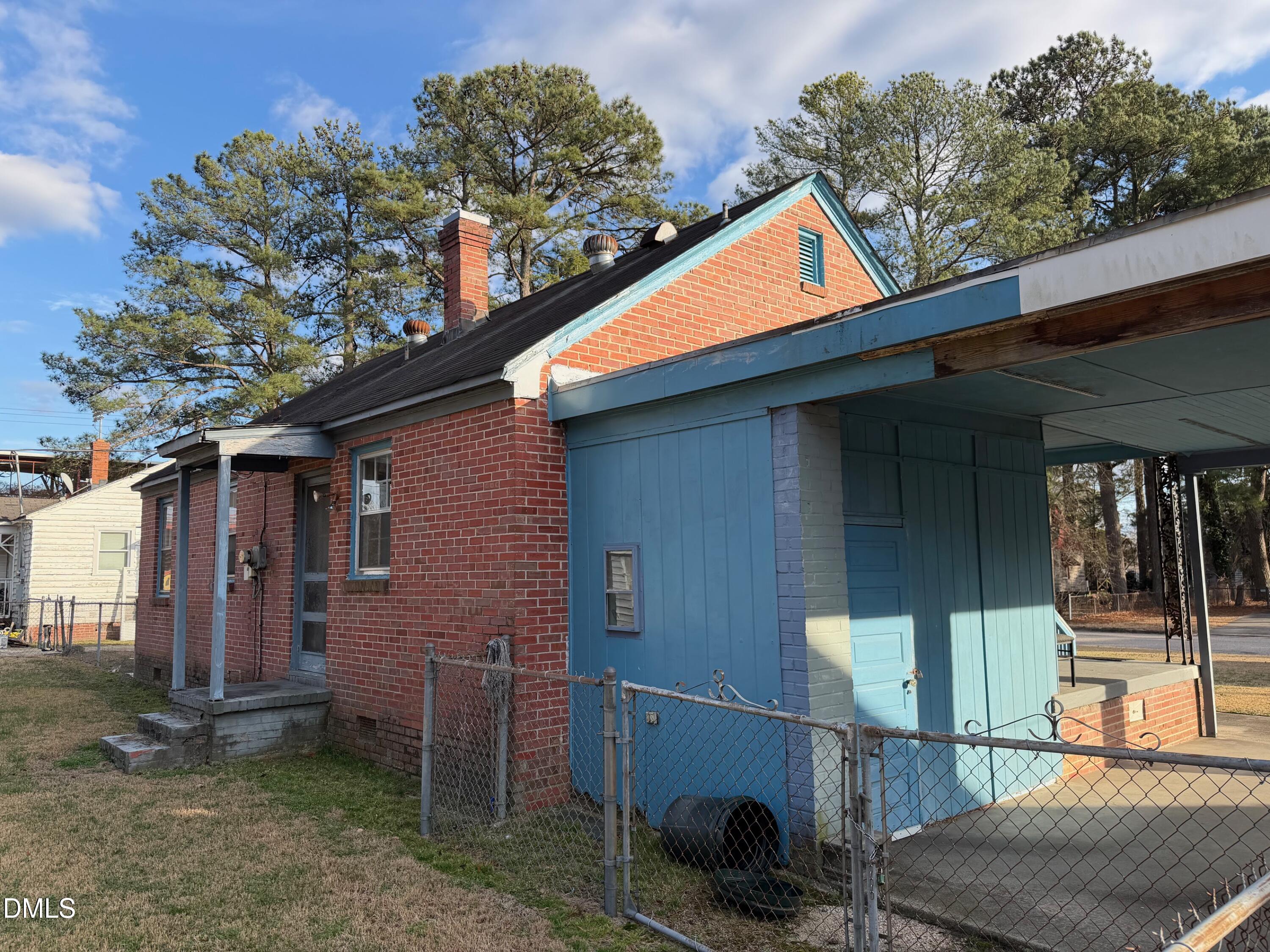 1102 Delano Avenue SW