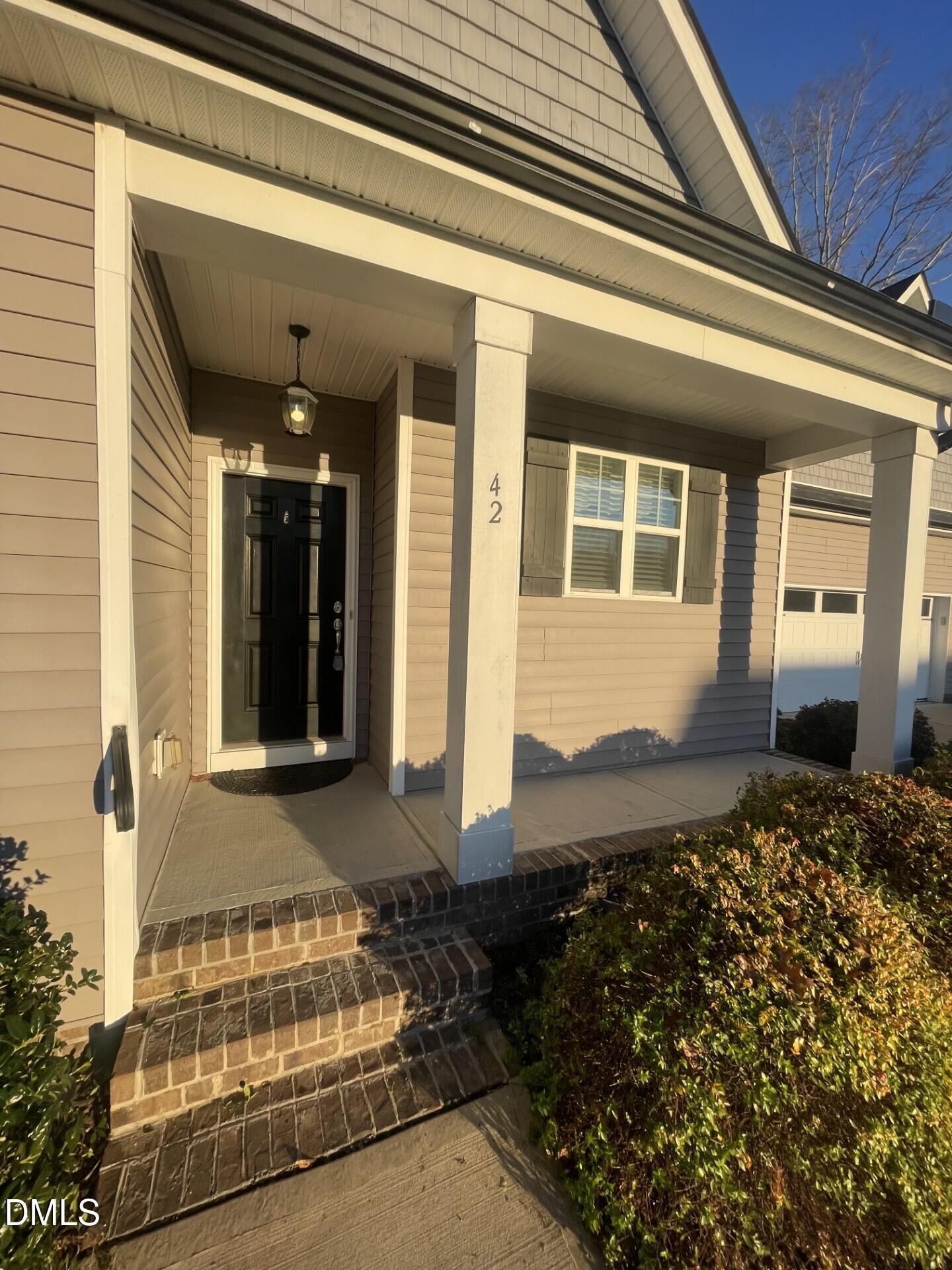 42 Eagle Swoop Street