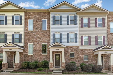 Townhouse in Raleigh NC 3828 Amelia Park Drive.jpg