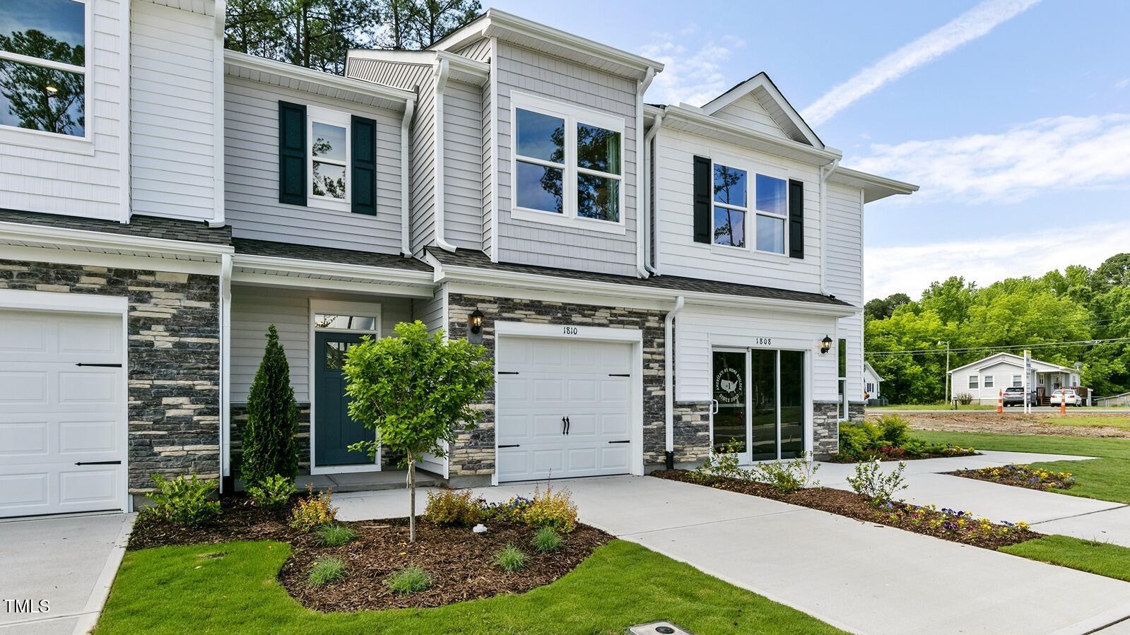 1931 Hinesley Drive