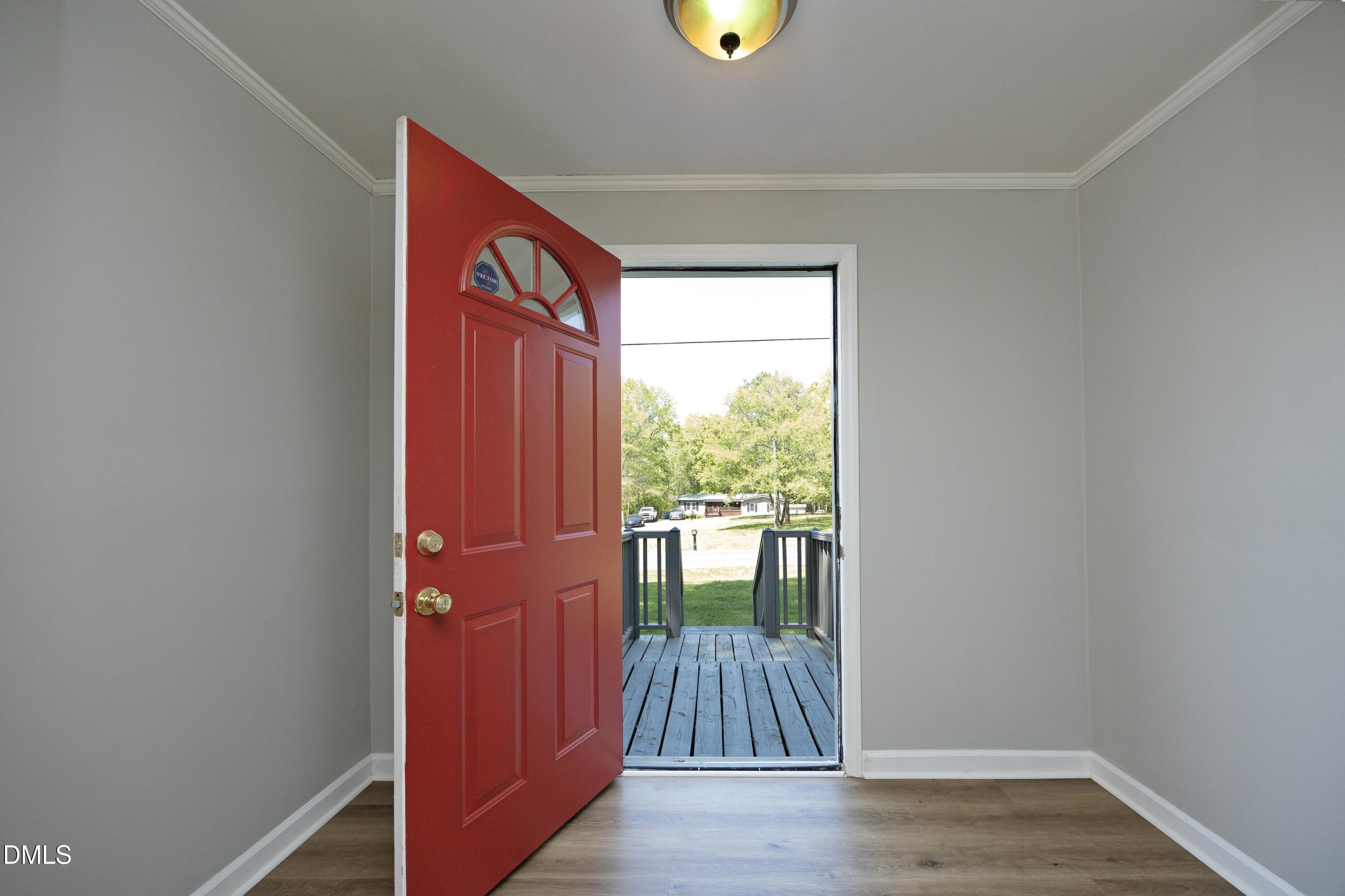 2490 Freshwater Road