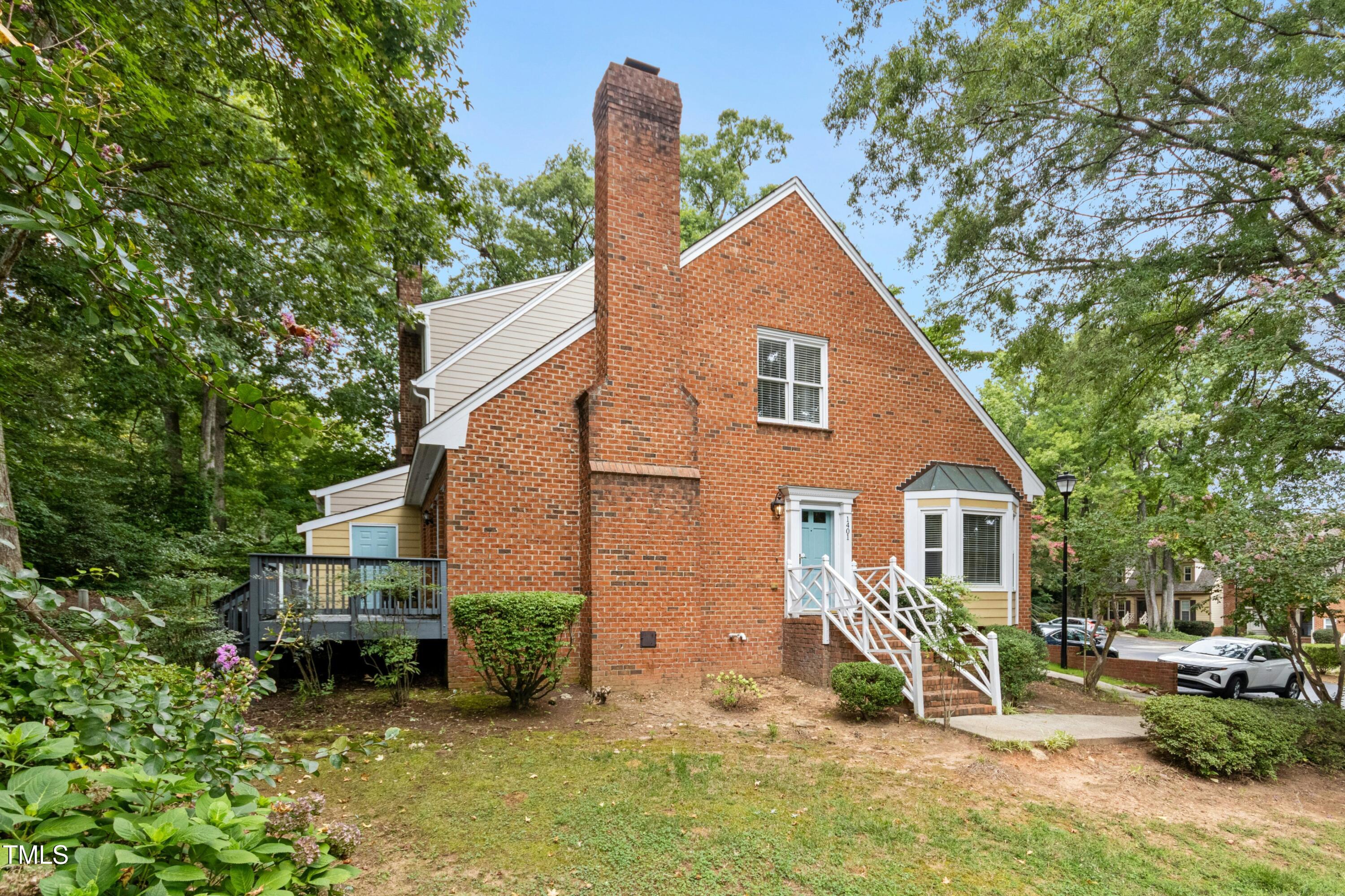 1401 Fowlkes Place