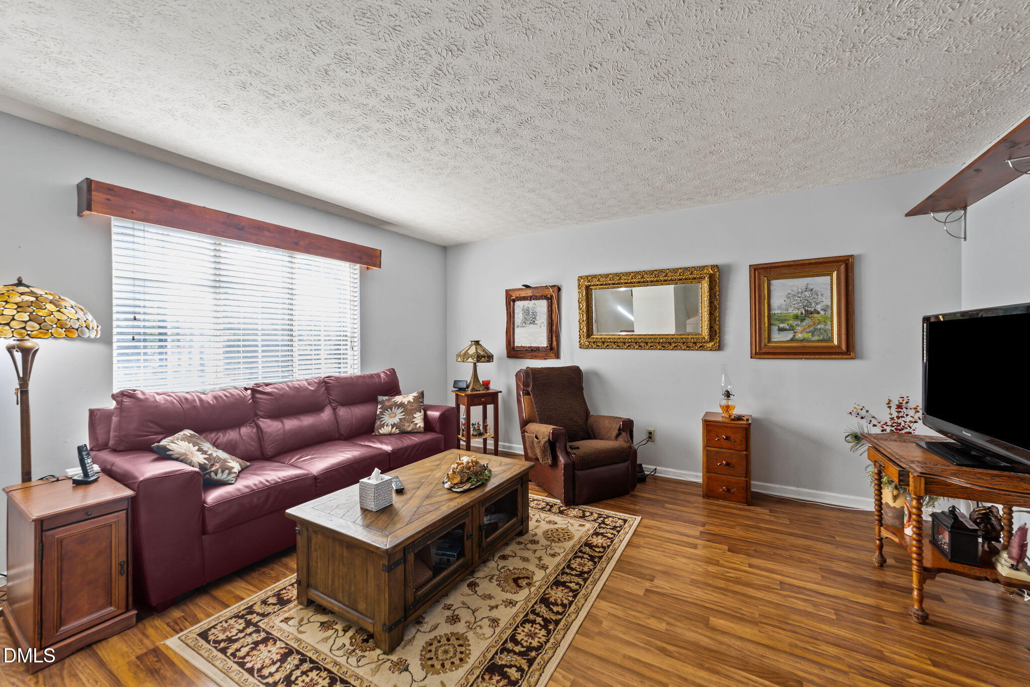 320 Bainbridge Circle