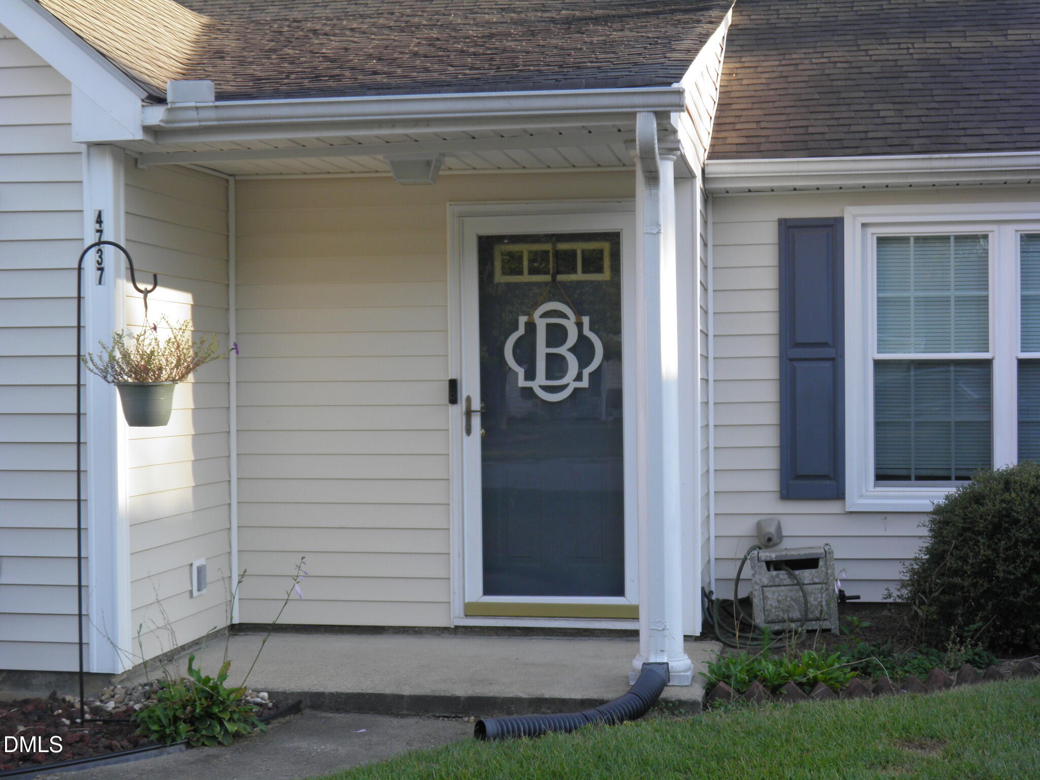 4737 Periwinkle Place