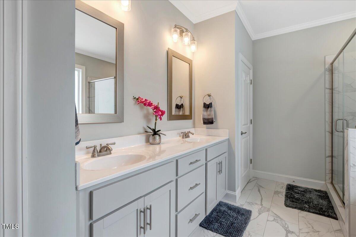 4304 S Greg Allen Way