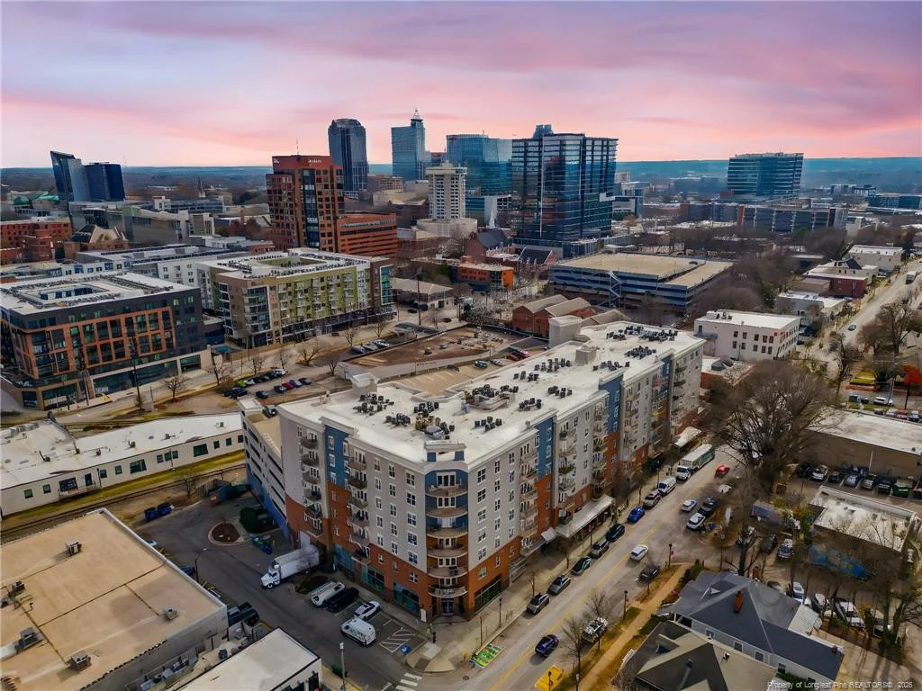 222 Glenwood Avenue Unit 208