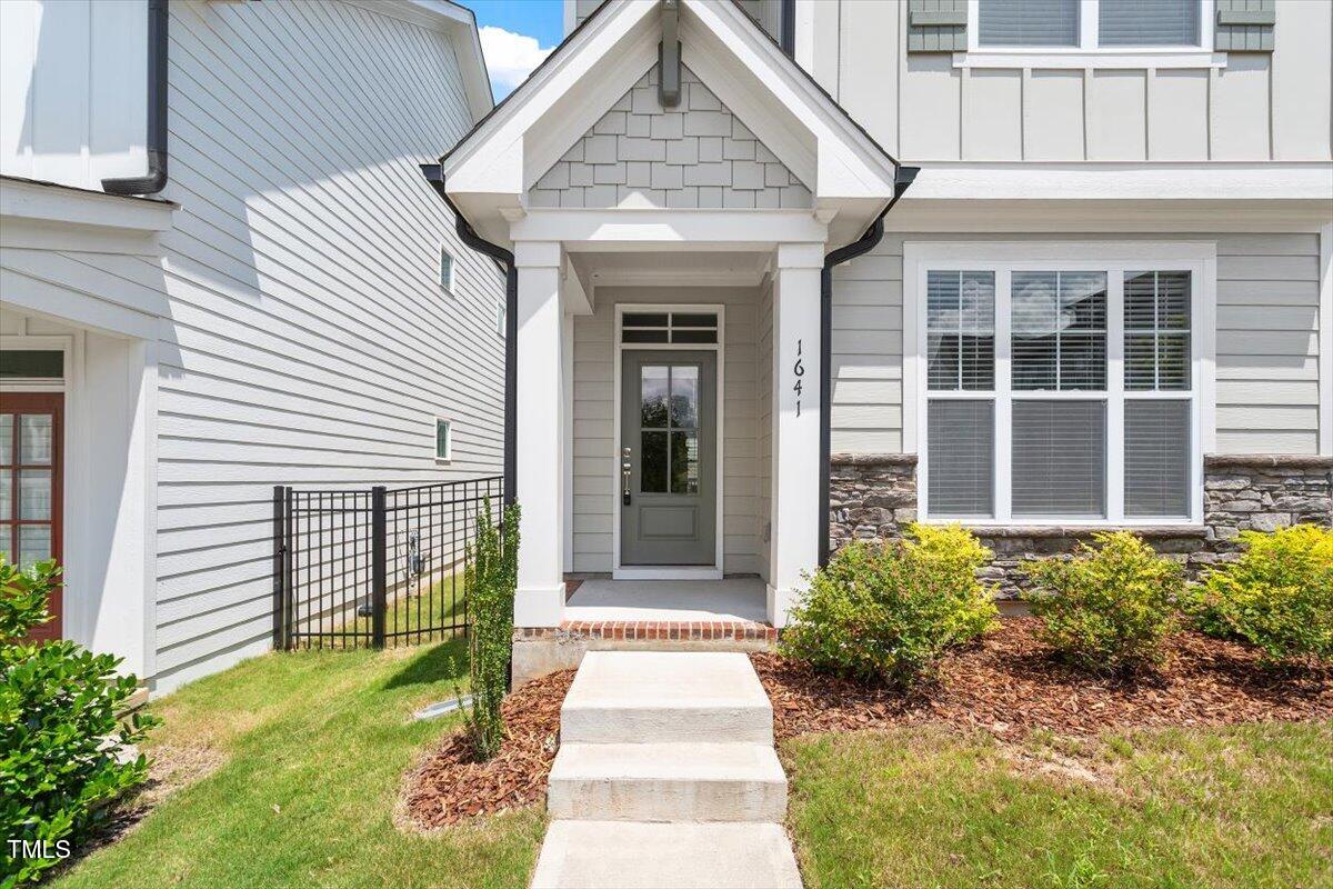 1641 Glazebrook Drive