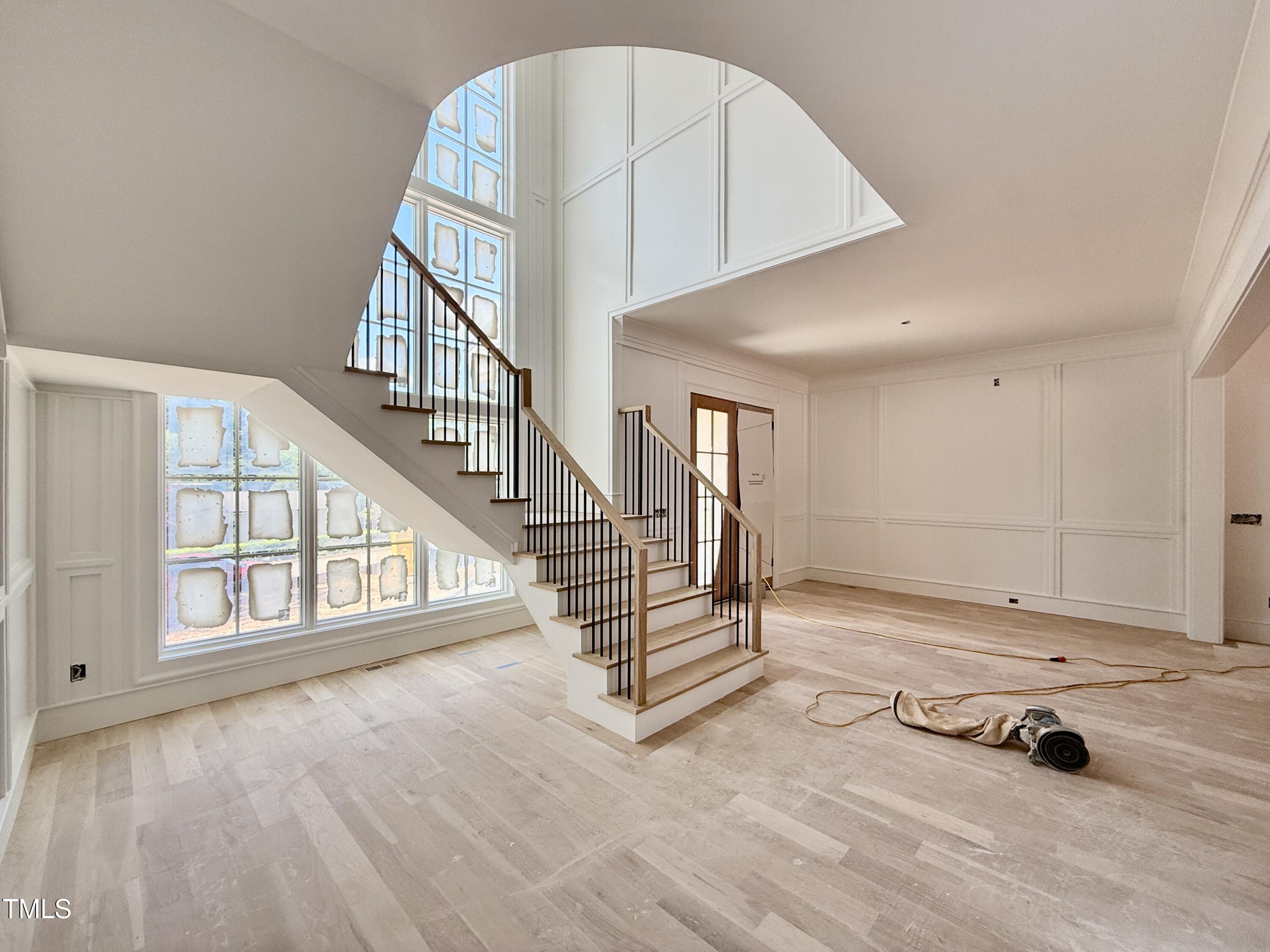 5504 Kingwood Drive