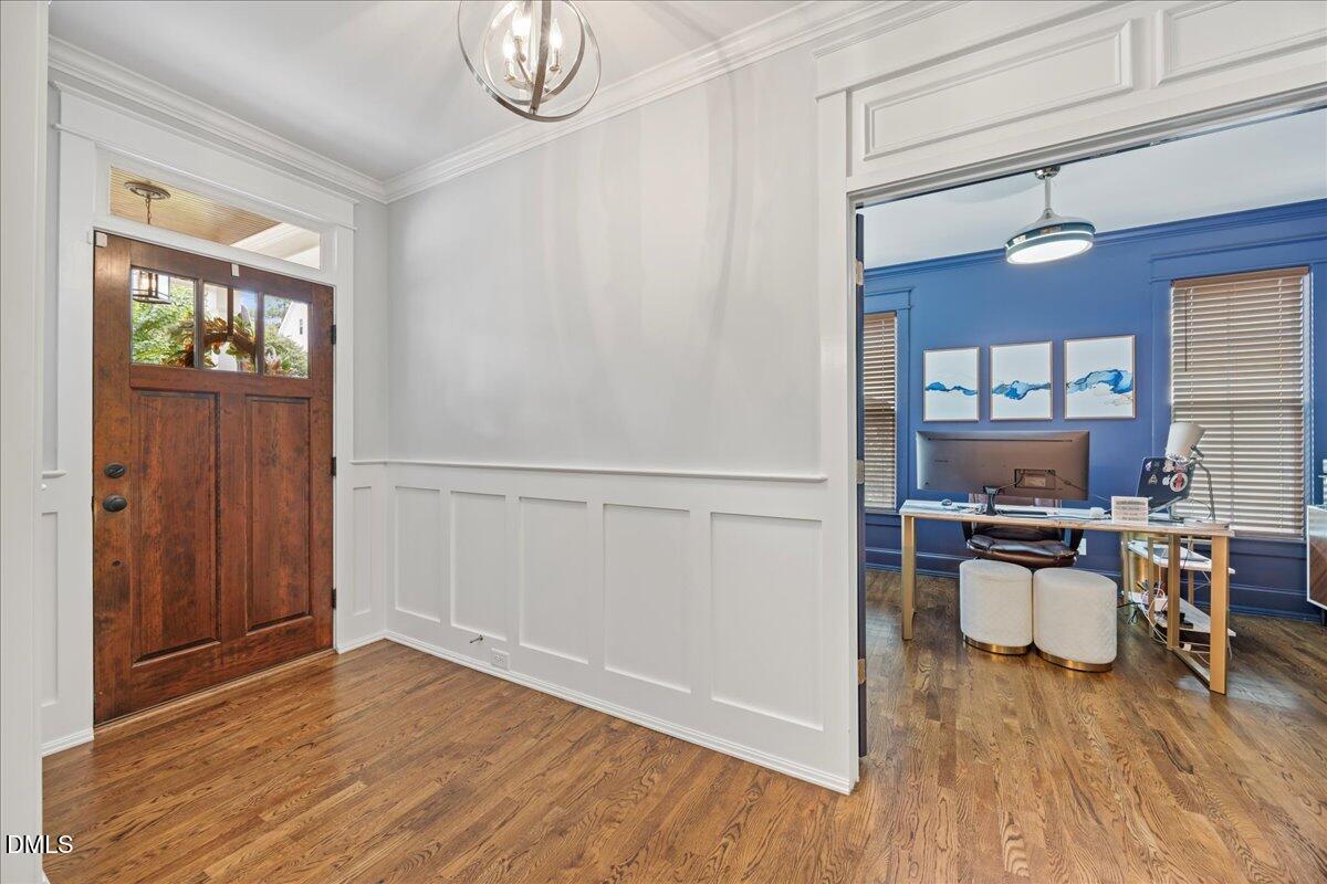 932 Hollymont Drive