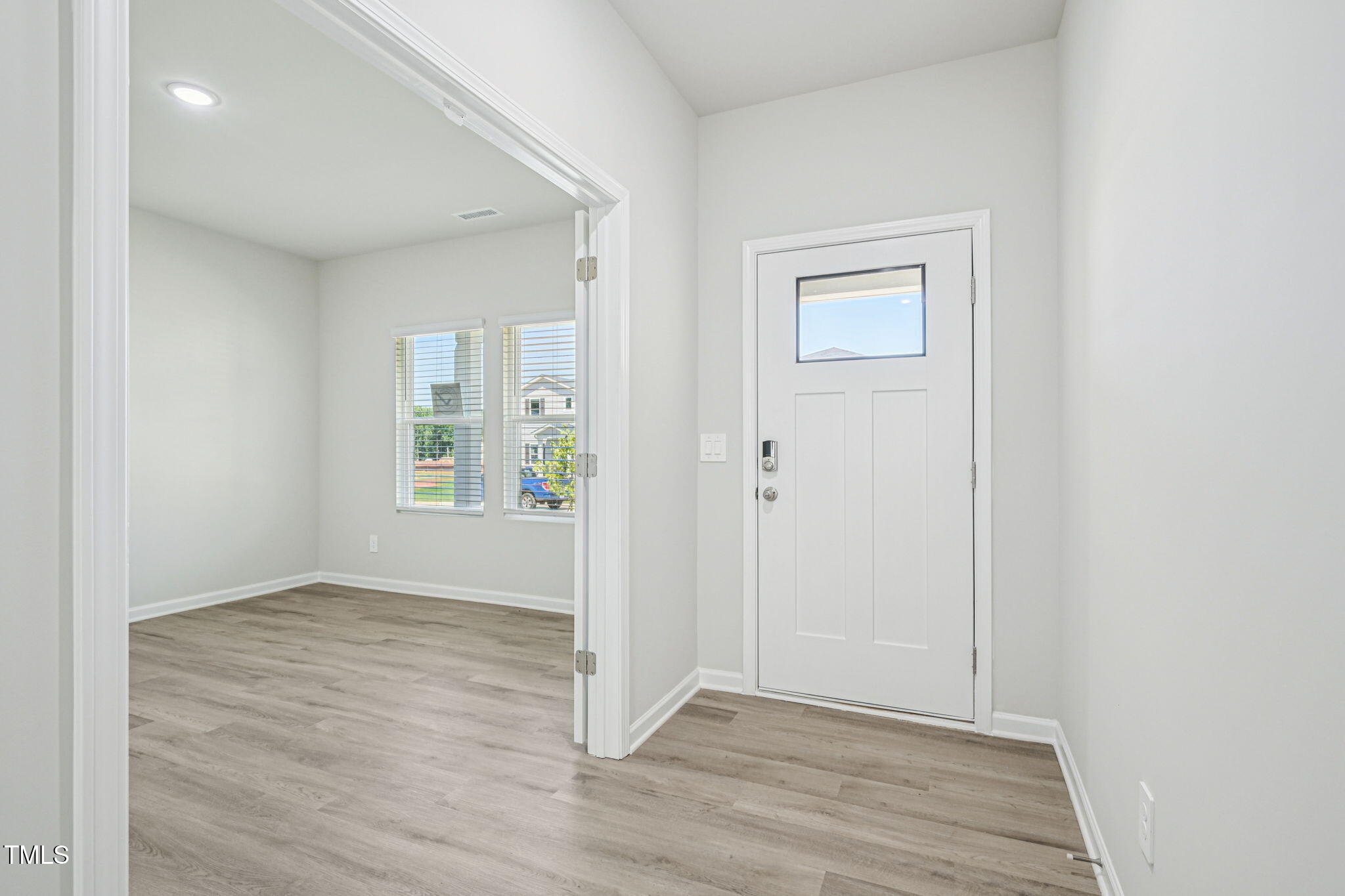 757 Deschutes Drive