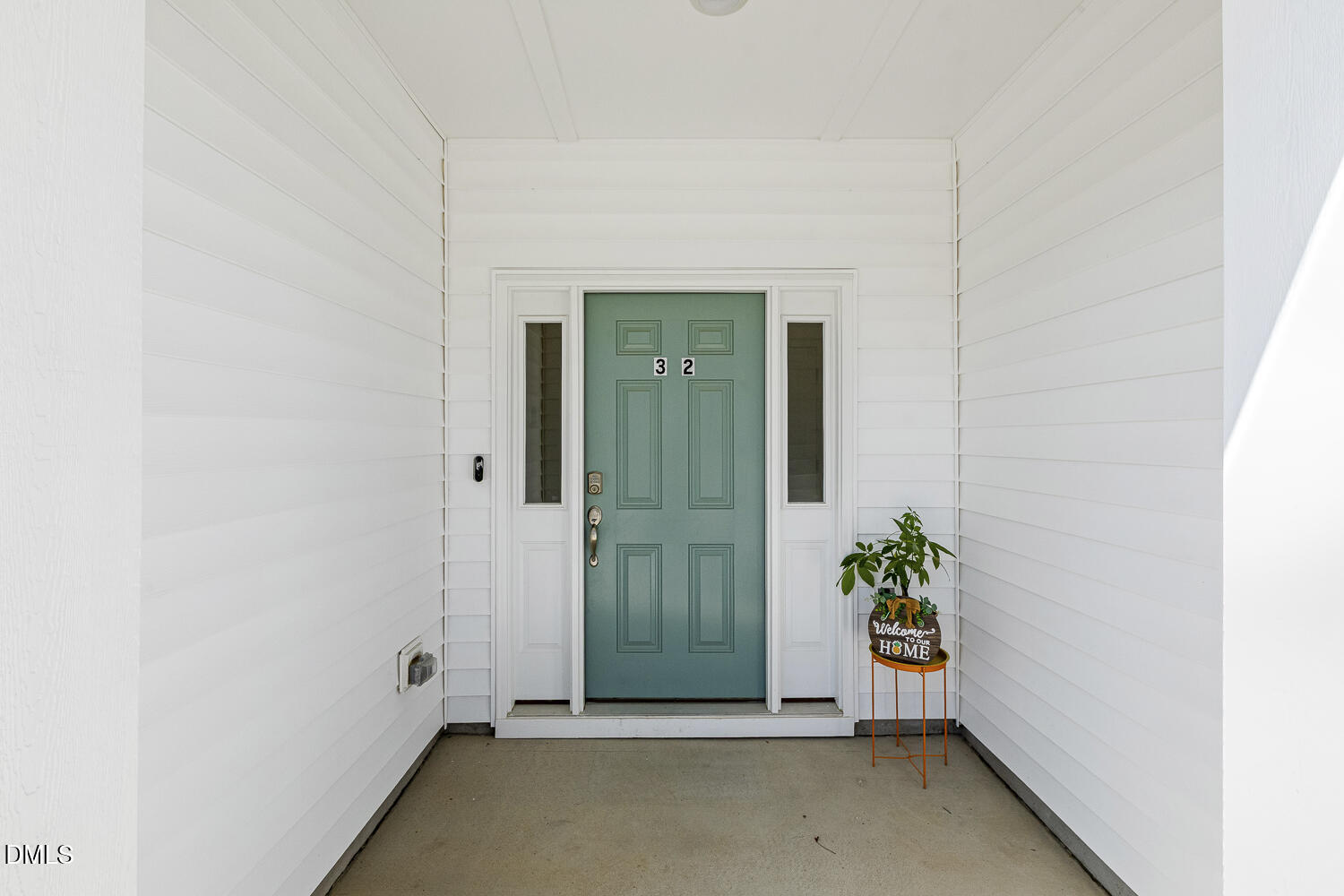 32 Bluebottle Street