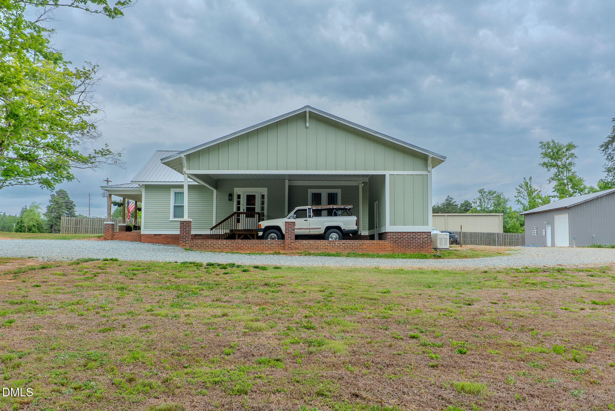 81 Rascoe Dameron Road