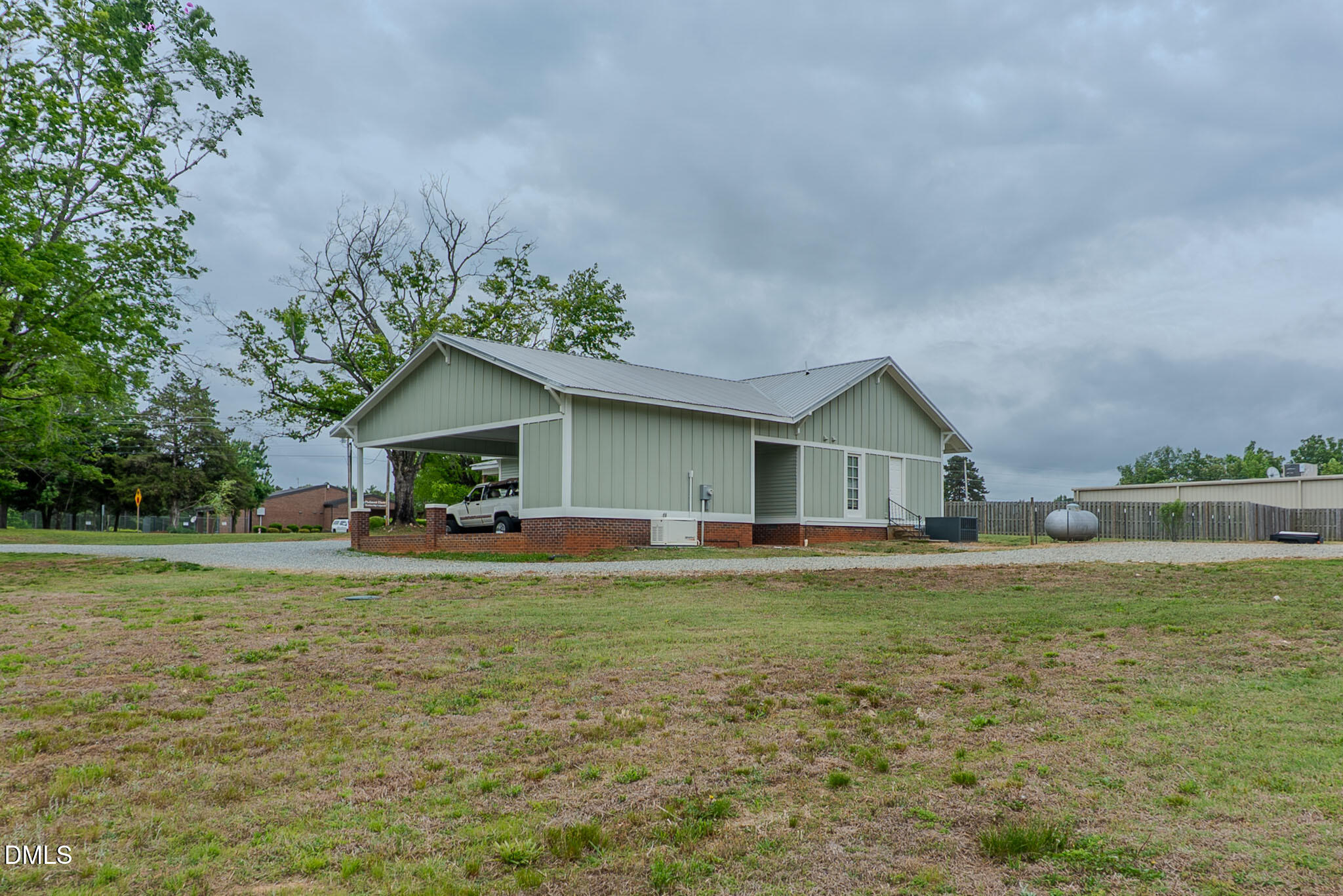 81 Rascoe Dameron Road